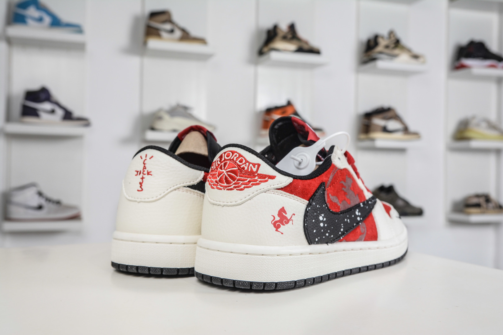 TS x Nike Air Jordan 1 Low 马年限定 米红黑 DZ2688-118-Top High Quatity Cheap Sneakers Fashion Clothing Clothes Bags handbags Shoes of all Brand wholesale With The best Quality And Beautiful Price from China Factory Chinese suppliers wholesaler seller TS x Nike Air Jordan 1 Low 马年限定 米红黑 DZ2688-118
