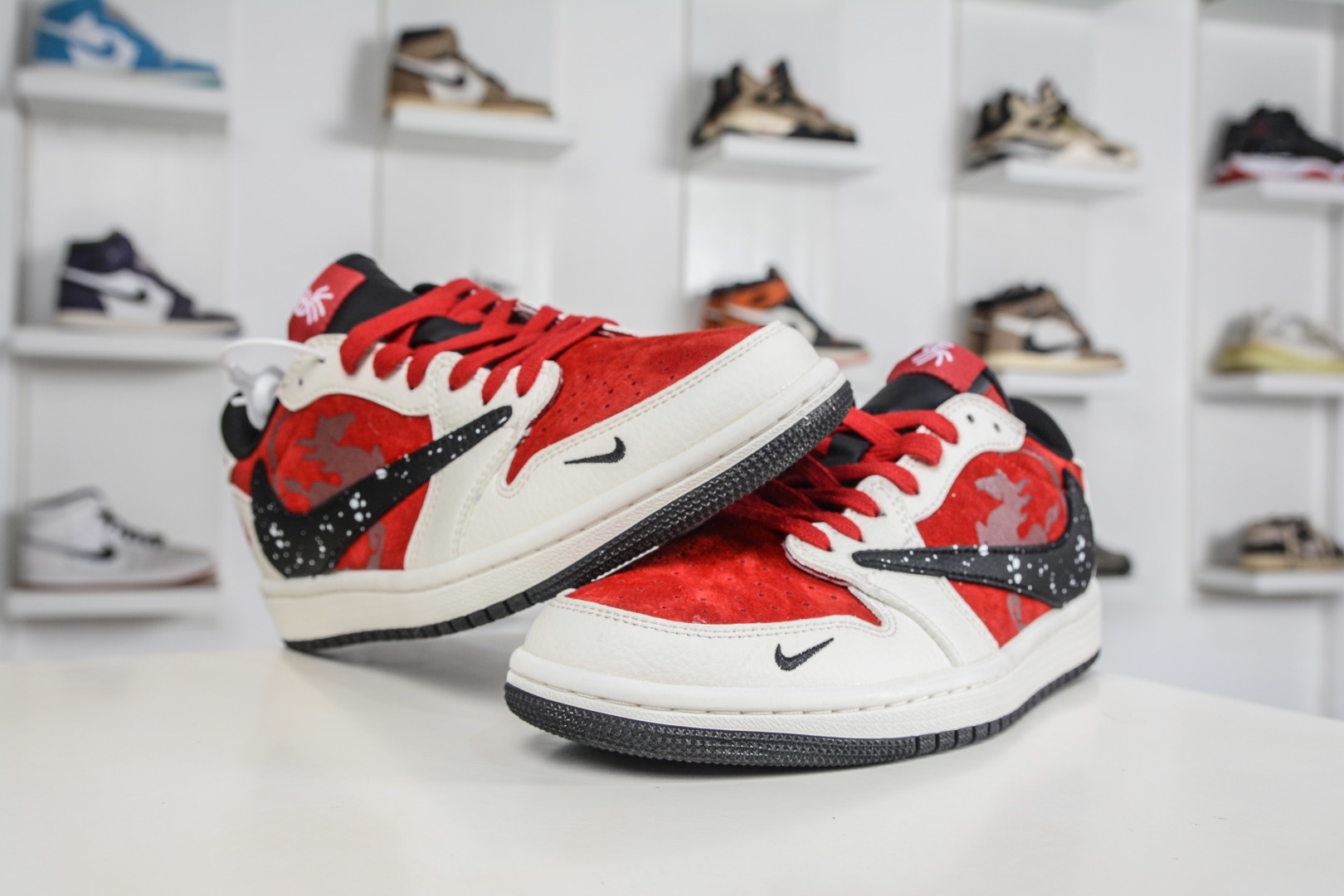 TS x Nike Air Jordan 1 Low 马年限定 米红黑 DZ2688-118-Top High Quatity Cheap Sneakers Fashion Clothing Clothes Bags handbags Shoes of all Brand wholesale With The best Quality And Beautiful Price from China Factory Chinese suppliers wholesaler seller TS x Nike Air Jordan 1 Low 马年限定 米红黑 DZ2688-118