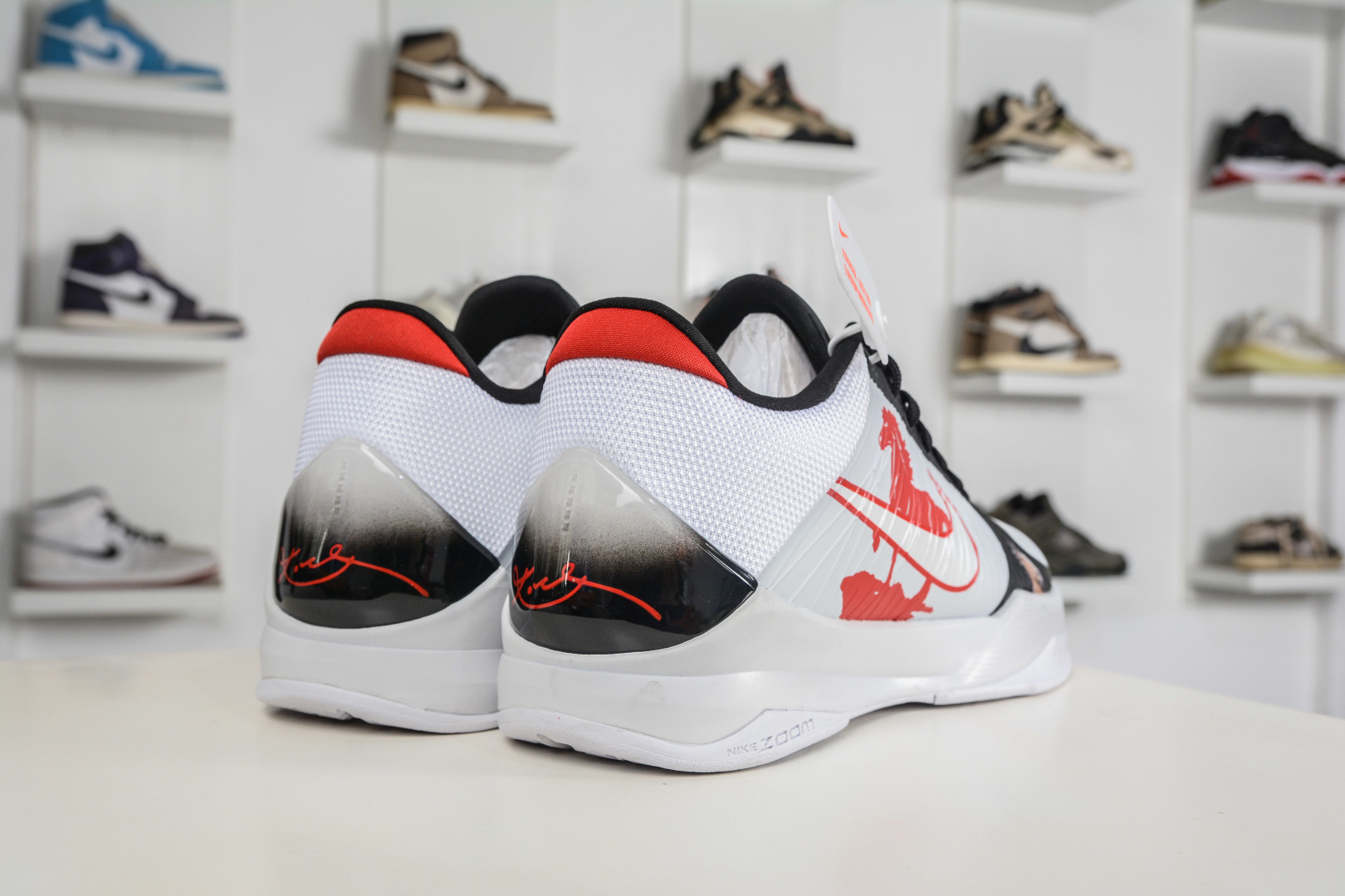 360 NK Zoom Kobe V 马年限定 CNY新年款 耐克 科比5代系列 低帮复刻实战运动低帮文化篮球鞋 CD4991-863-Chinese UA Cheap High Quatity Brand Clothes Bags handbags Sneakers wholesale wholesaler seller from China Factory suppliers Fashion Clothing Shoes best Quality Beautiful Price 360 NK Zoom Kobe V 马年限定 CNY新年款 耐克 科比5代系列 低帮复刻实战运动低帮文化篮球鞋 CD4991-863