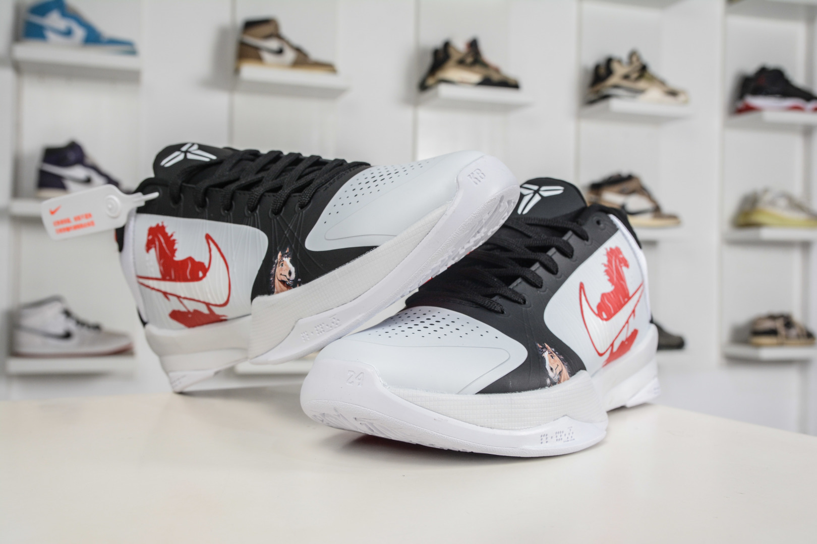 360 NK Zoom Kobe V 马年限定 CNY新年款 耐克 科比5代系列 低帮复刻实战运动低帮文化篮球鞋 CD4991-863-Chinese UA Cheap High Quatity Brand Clothes Bags handbags Sneakers wholesale wholesaler seller from China Factory suppliers Fashion Clothing Shoes best Quality Beautiful Price 360 NK Zoom Kobe V 马年限定 CNY新年款 耐克 科比5代系列 低帮复刻实战运动低帮文化篮球鞋 CD4991-863