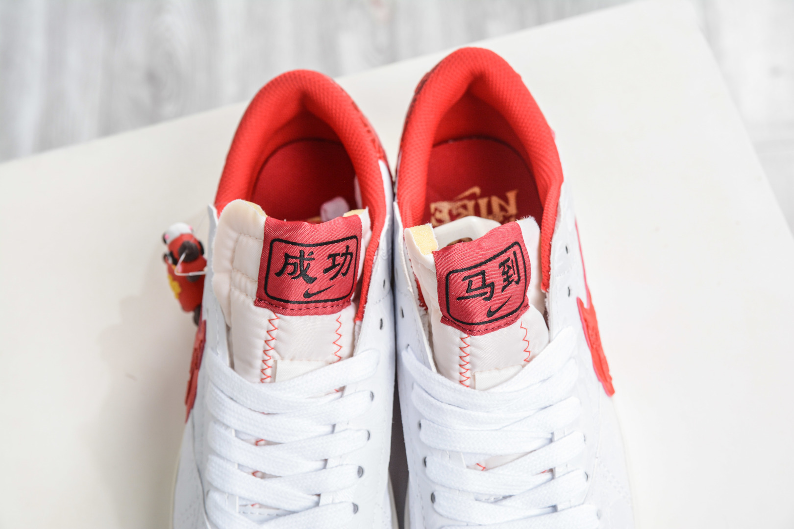 150 Nike Blazer Low ‘77 Jumbo 定制开拓者 马年联名 全新焕新升级经典 Blazer 鞋款 MN2026-003-Chinese UA Cheap High Quatity Brand Clothes Bags handbags Sneakers wholesale wholesaler seller from China Factory suppliers Fashion Clothing Shoes best Quality Beautiful Price 150 Nike Blazer Low ‘77 Jumbo 定制开拓者 马年联名 全新焕新升级经典 Blazer 鞋款 MN2026-003