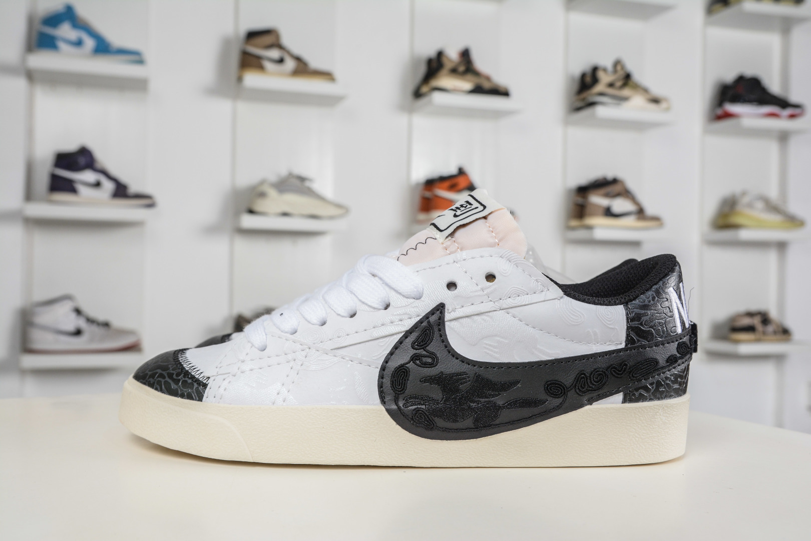 150 Nike Blazer Low ‘77 Jumbo 定制开拓者 马年联名 MN2026-004