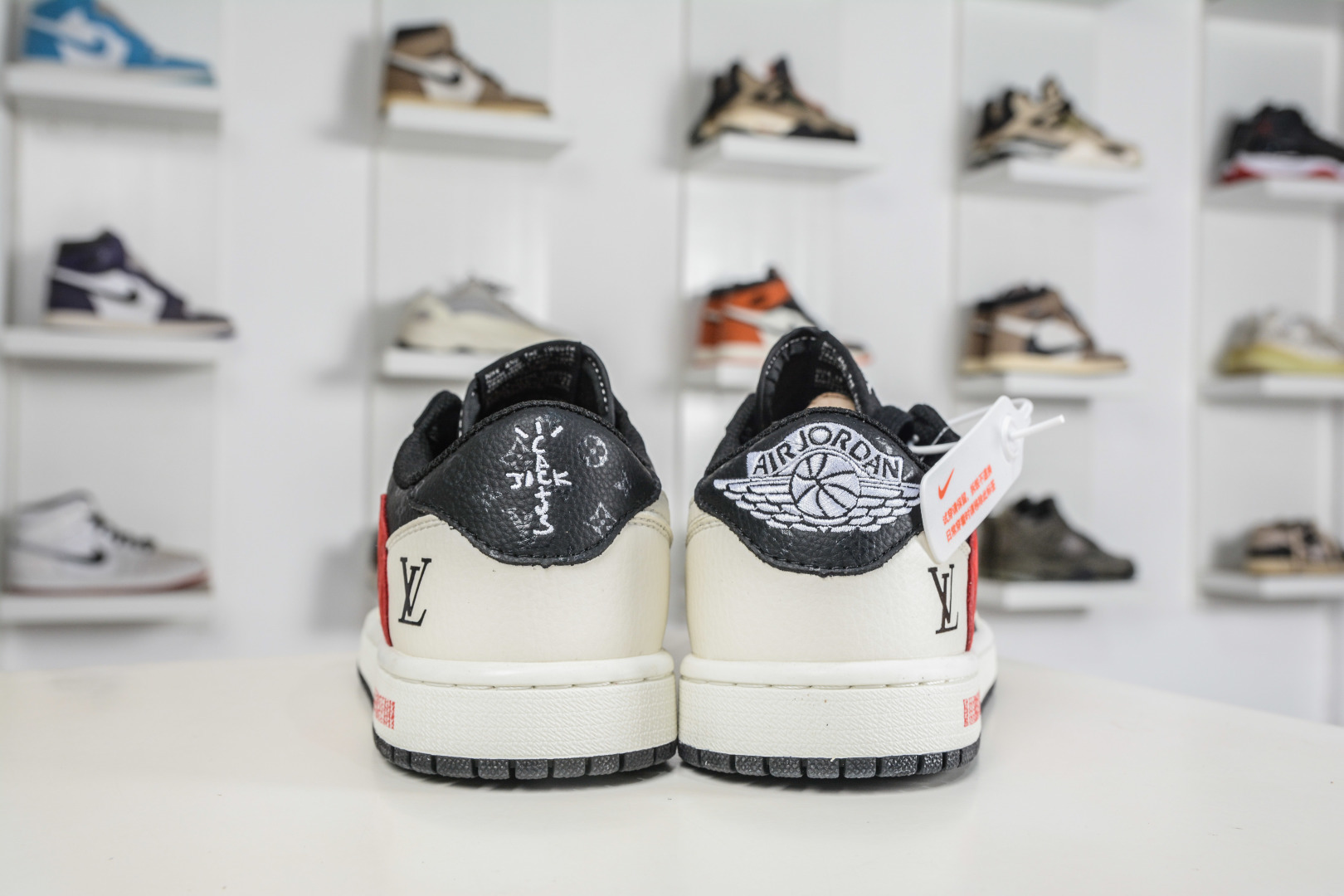 TS x Air Jordan x Louis Vuitton AJ1 Low 倒钩低帮LV联名-黑白红压纹 DZ2688-116-Top High Quatity Cheap Sneakers Fashion Clothing Clothes Bags handbags Shoes of all Brand wholesale With The best Quality And Beautiful Price from China Factory Chinese suppliers wholesaler seller TS x Air Jordan x Louis Vuitton AJ1 Low 倒钩低帮LV联名-黑白红压纹 DZ2688-116