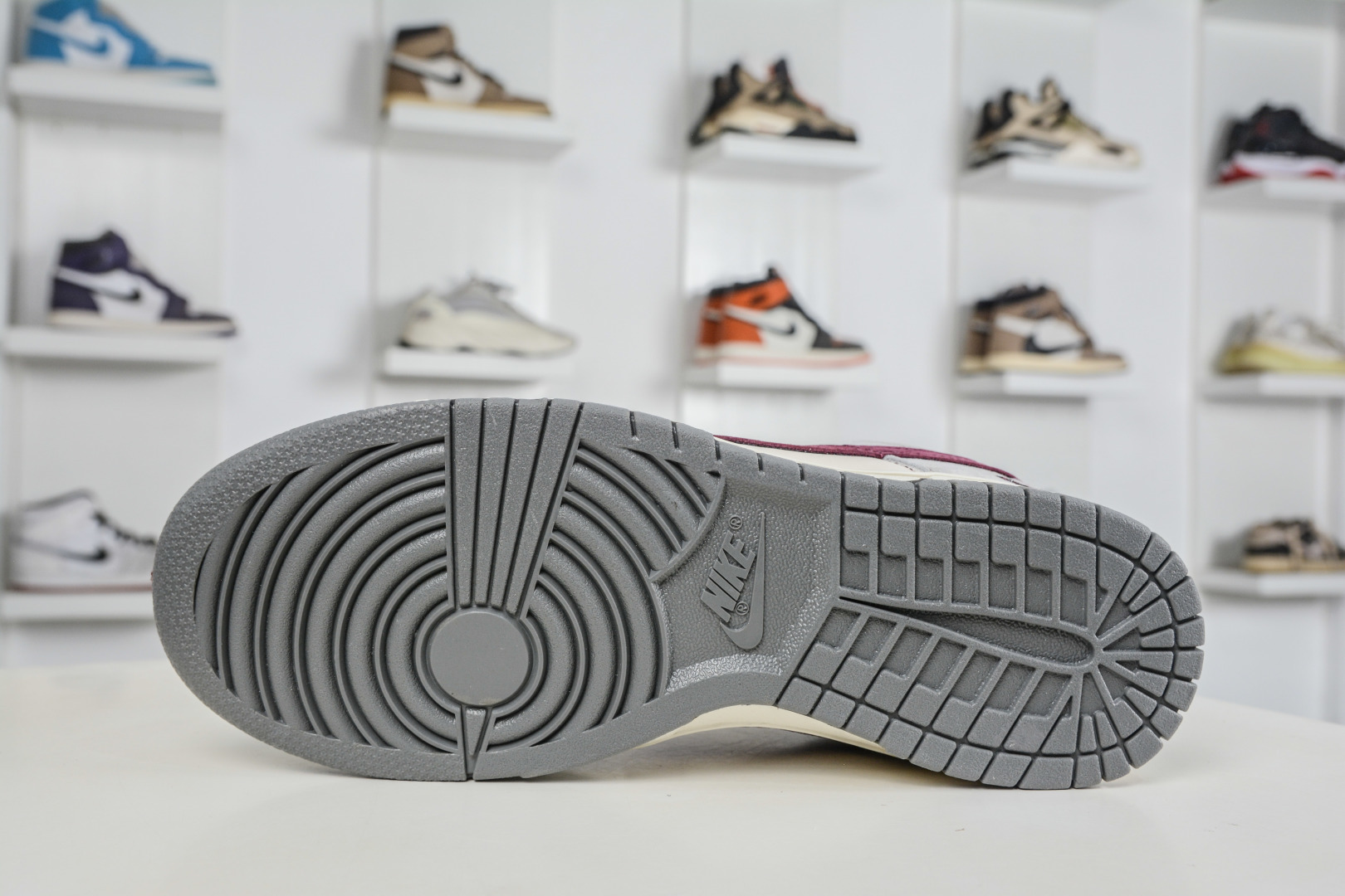 270 Nike Dunk Low 情人节限定 天若有情 SG6688-009-Chinese UA Cheap High Quatity Brand Clothes Bags handbags Sneakers wholesale wholesaler seller from China Factory suppliers Fashion Clothing Shoes best Quality Beautiful Price 270 Nike Dunk Low 情人节限定 天若有情 SG6688-009