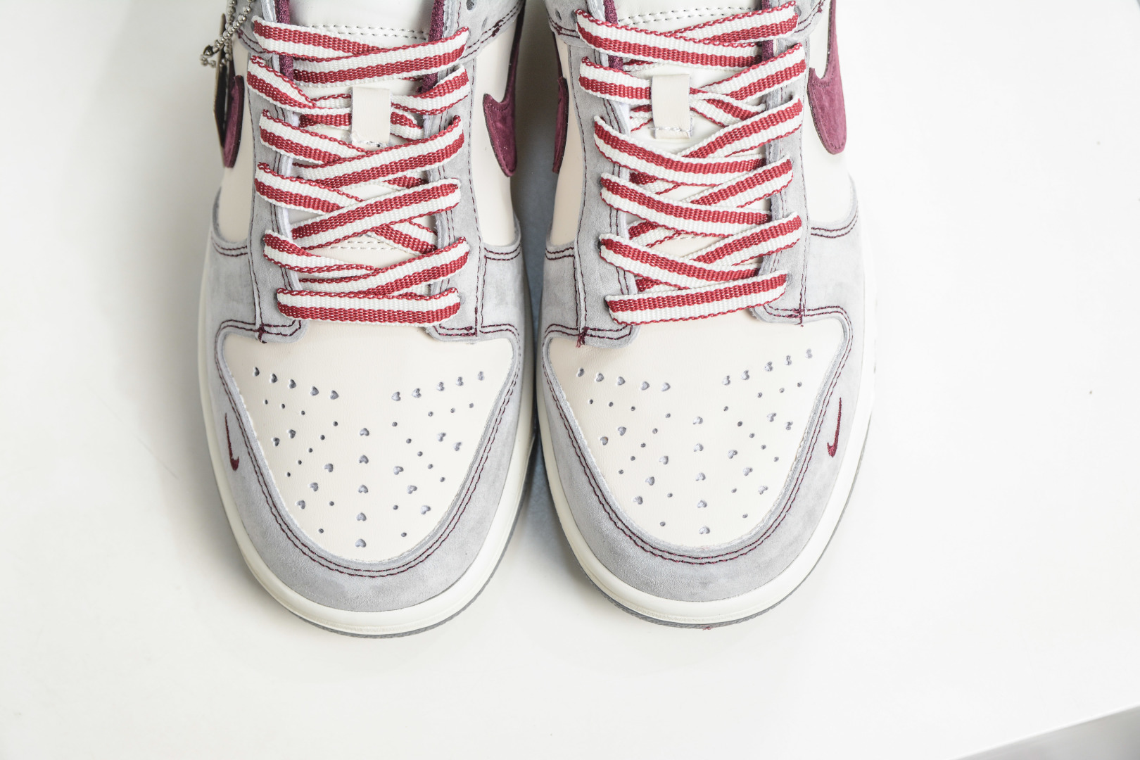 270 Nike Dunk Low 情人节限定 天若有情 SG6688-009-Chinese UA Cheap High Quatity Brand Clothes Bags handbags Sneakers wholesale wholesaler seller from China Factory suppliers Fashion Clothing Shoes best Quality Beautiful Price 270 Nike Dunk Low 情人节限定 天若有情 SG6688-009