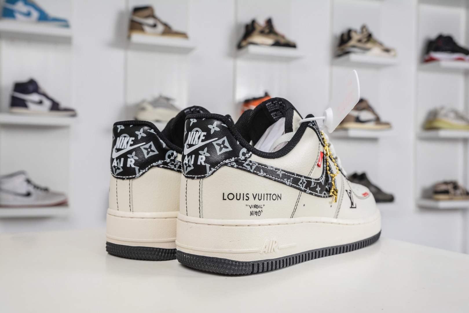 Nike Air Force 1 Low 07 x Louis Vuitton LV联名-米白黑 LV2288-002-Top High Quatity Cheap Sneakers Fashion Clothing Clothes Bags handbags Shoes of all Brand wholesale With The best Quality And Beautiful Price from China Factory Chinese suppliers wholesaler seller Nike Air Force 1 Low 07 x Louis Vuitton LV联名-米白黑 LV2288-002