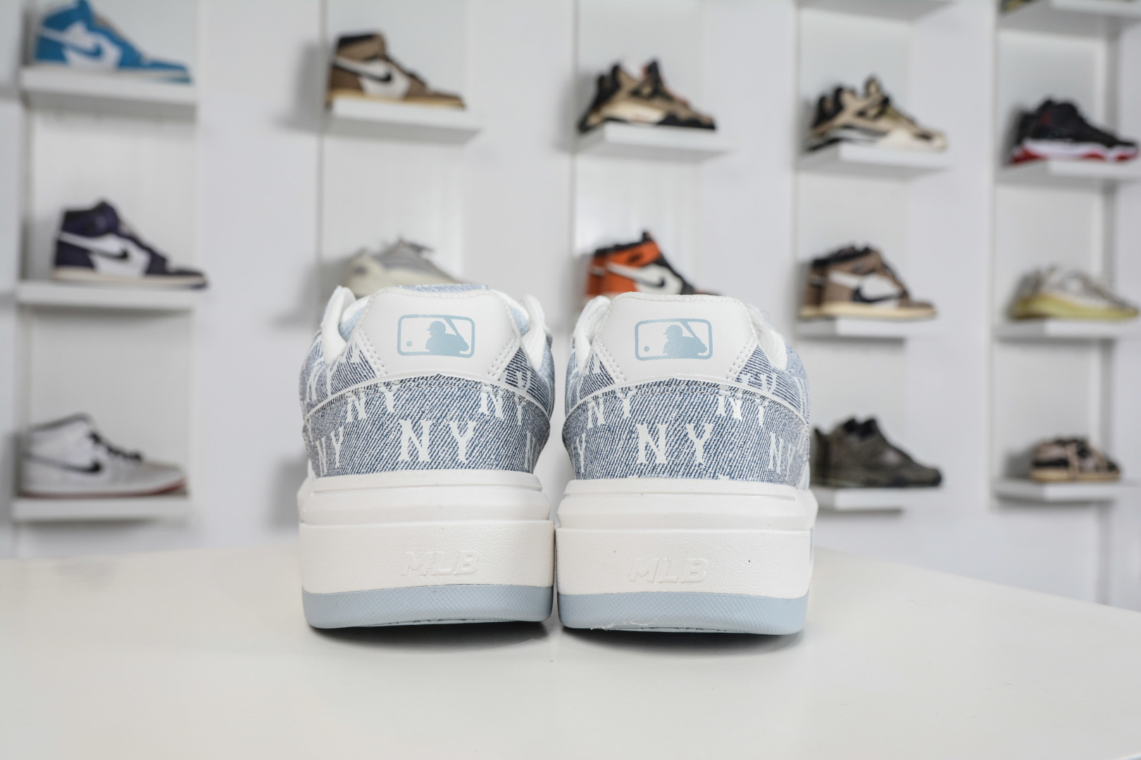 MLB CHUNKY LINER DENIM MONOGRAM BL 纽约洋基队 潮流时尚厚底运动鞋 3ASXM026N 50BRL-Top High Quatity Cheap Sneakers Fashion Clothing Clothes Bags handbags Shoes of all Brand wholesale With The best Quality And Beautiful Price from China Factory Chinese suppliers wholesaler seller MLB CHUNKY LINER DENIM MONOGRAM BL 纽约洋基队 潮流时尚厚底运动鞋 3ASXM026N 50BRL