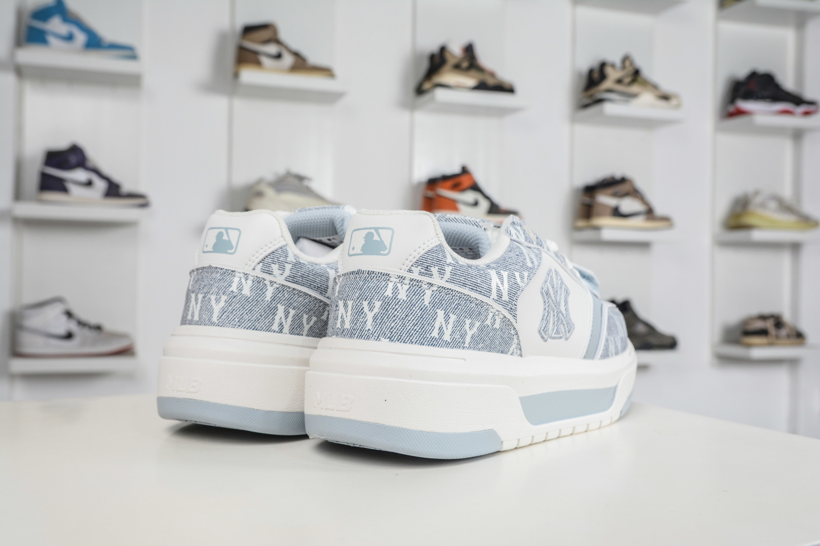 MLB CHUNKY LINER DENIM MONOGRAM BL 纽约洋基队 潮流时尚厚底运动鞋 3ASXM026N 50BRL-Top High Quatity Cheap Sneakers Fashion Clothing Clothes Bags handbags Shoes of all Brand wholesale With The best Quality And Beautiful Price from China Factory Chinese suppliers wholesaler seller MLB CHUNKY LINER DENIM MONOGRAM BL 纽约洋基队 潮流时尚厚底运动鞋 3ASXM026N 50BRL