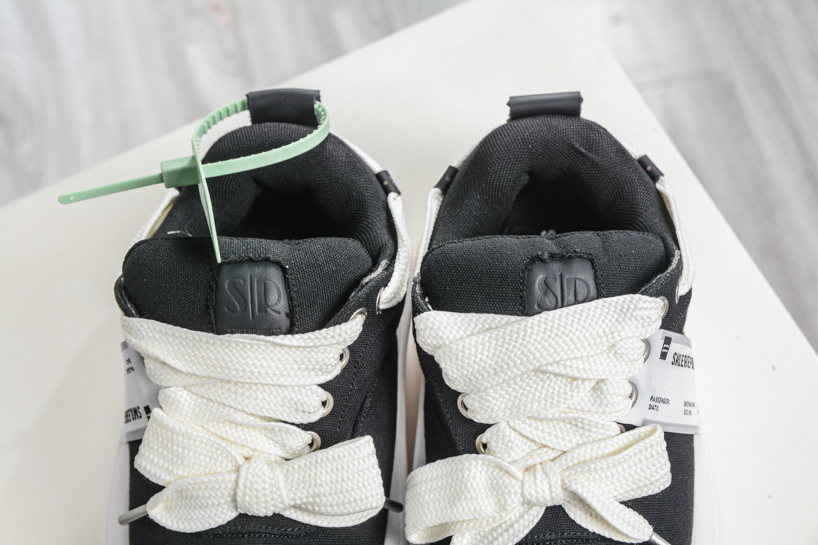 SMI 开口笑面包鞋系列 软fufu的帆布鞋面透气不闷脚-Top High Quatity Cheap Sneakers Fashion Clothing Clothes Bags handbags Shoes of all Brand wholesale With The best Quality And Beautiful Price from China Factory Chinese suppliers wholesaler seller SMI 开口笑面包鞋系列 软fufu的帆布鞋面透气不闷脚