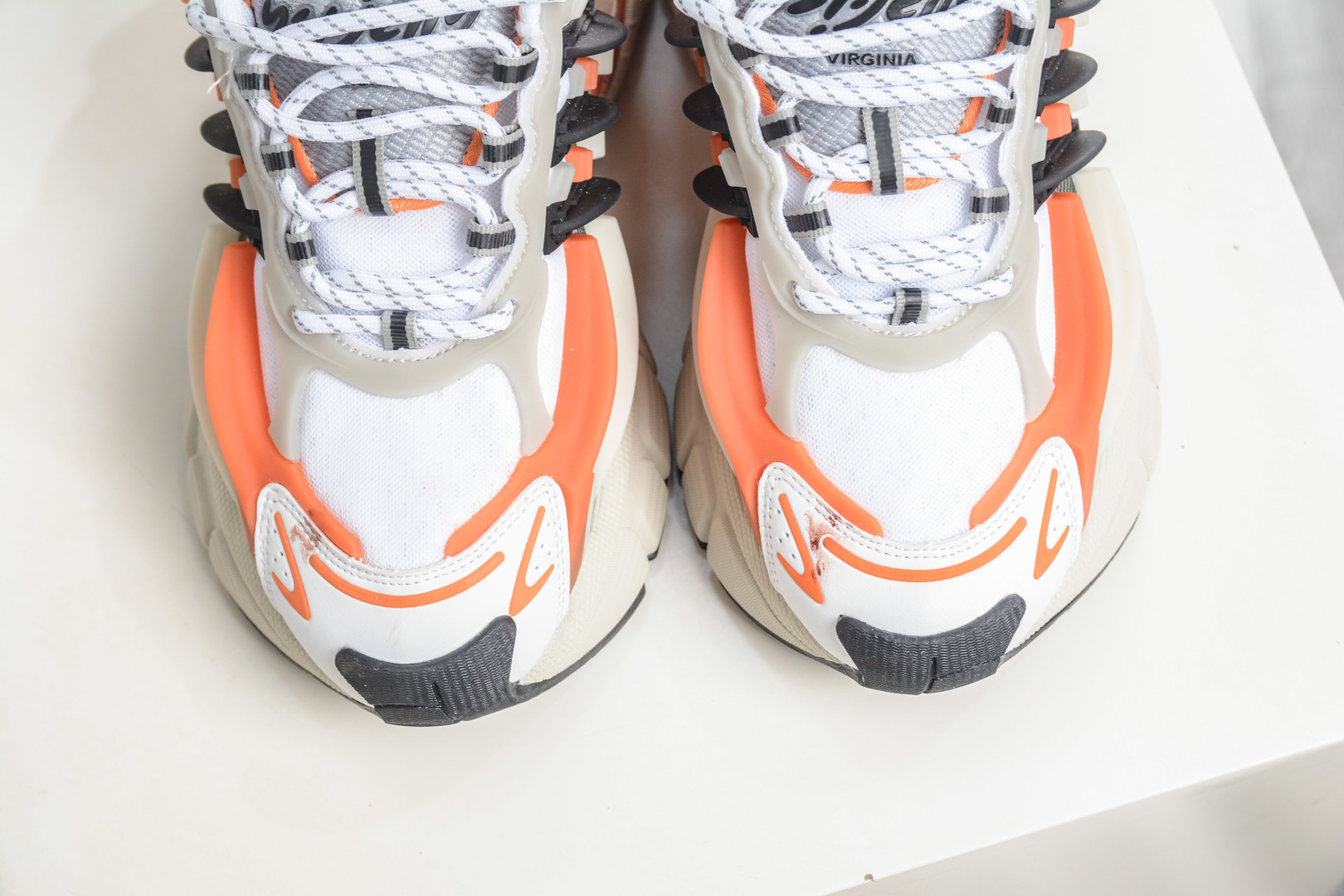 Pharrell Williams x Adidas Virgina AdiJellyfish 阿迪之星水母系列系列低帮老爹风复古透气缓震休闲运动慢跑鞋 JP9261 Pharrell Williams x Adidas Virgina AdiJellyfish 阿迪之星水母系列系列低帮老爹风复古透气缓震休闲运动慢跑鞋 JP9261