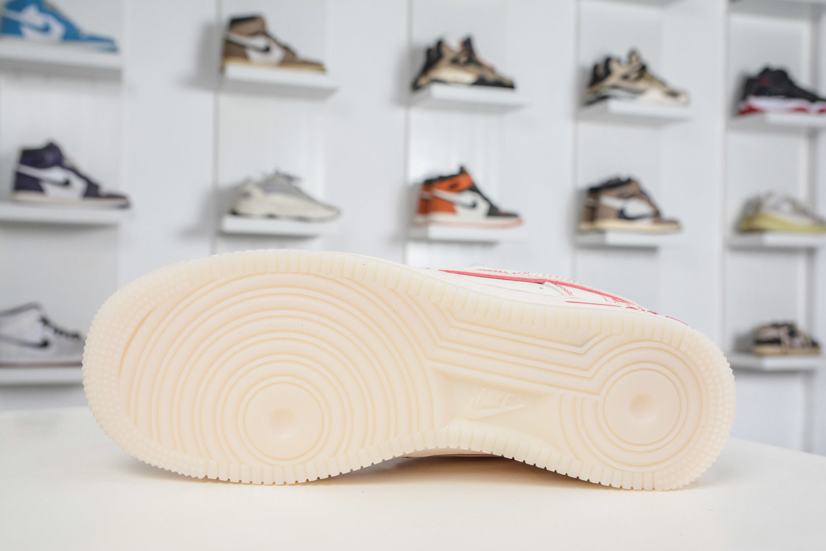 NIke Air Force 1 '07 Low 白红兔八哥 SM6668-132