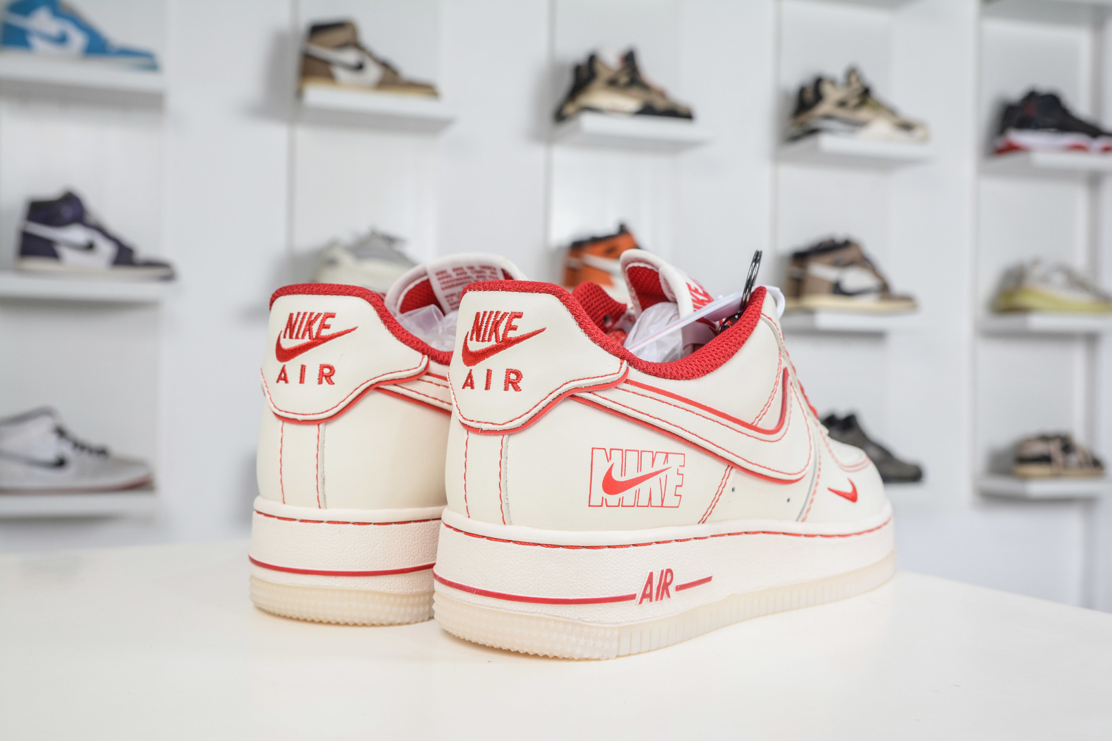 NIke Air Force 1 '07 Low 白红兔八哥 SM6668-132