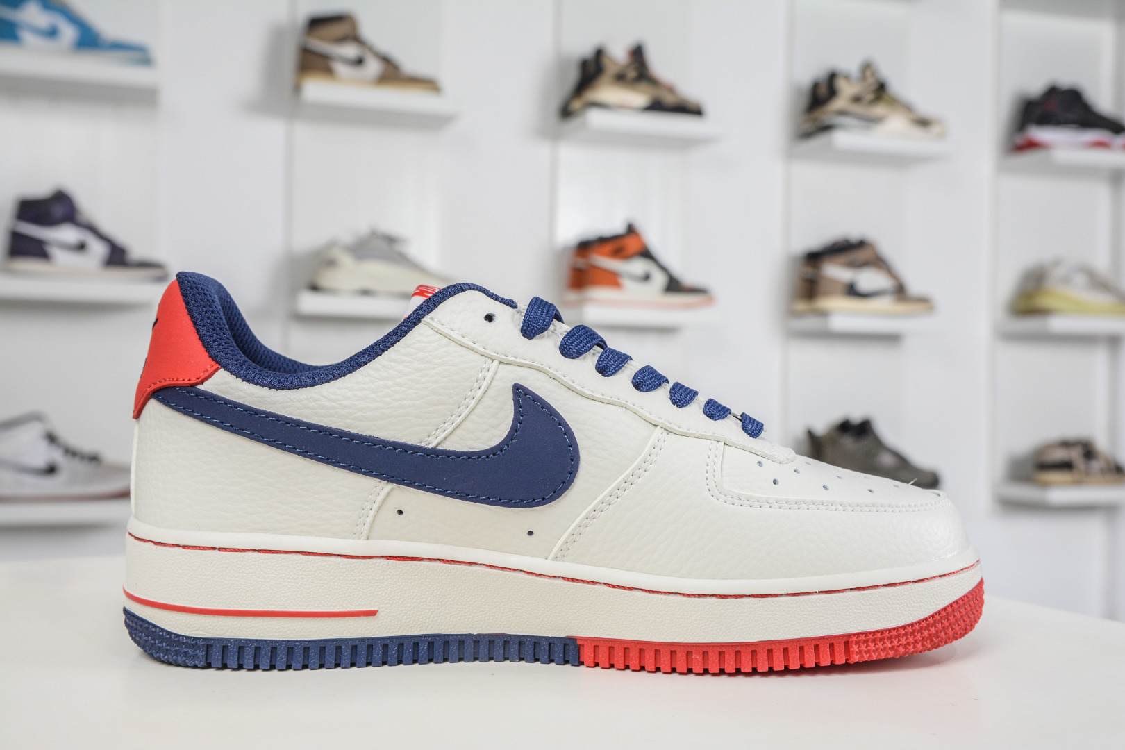 NIke Air Force 1 '07 Low 米白红蓝 NH0601-544 NIke Air Force 1 '07 Low 米白红蓝 NH0601-544