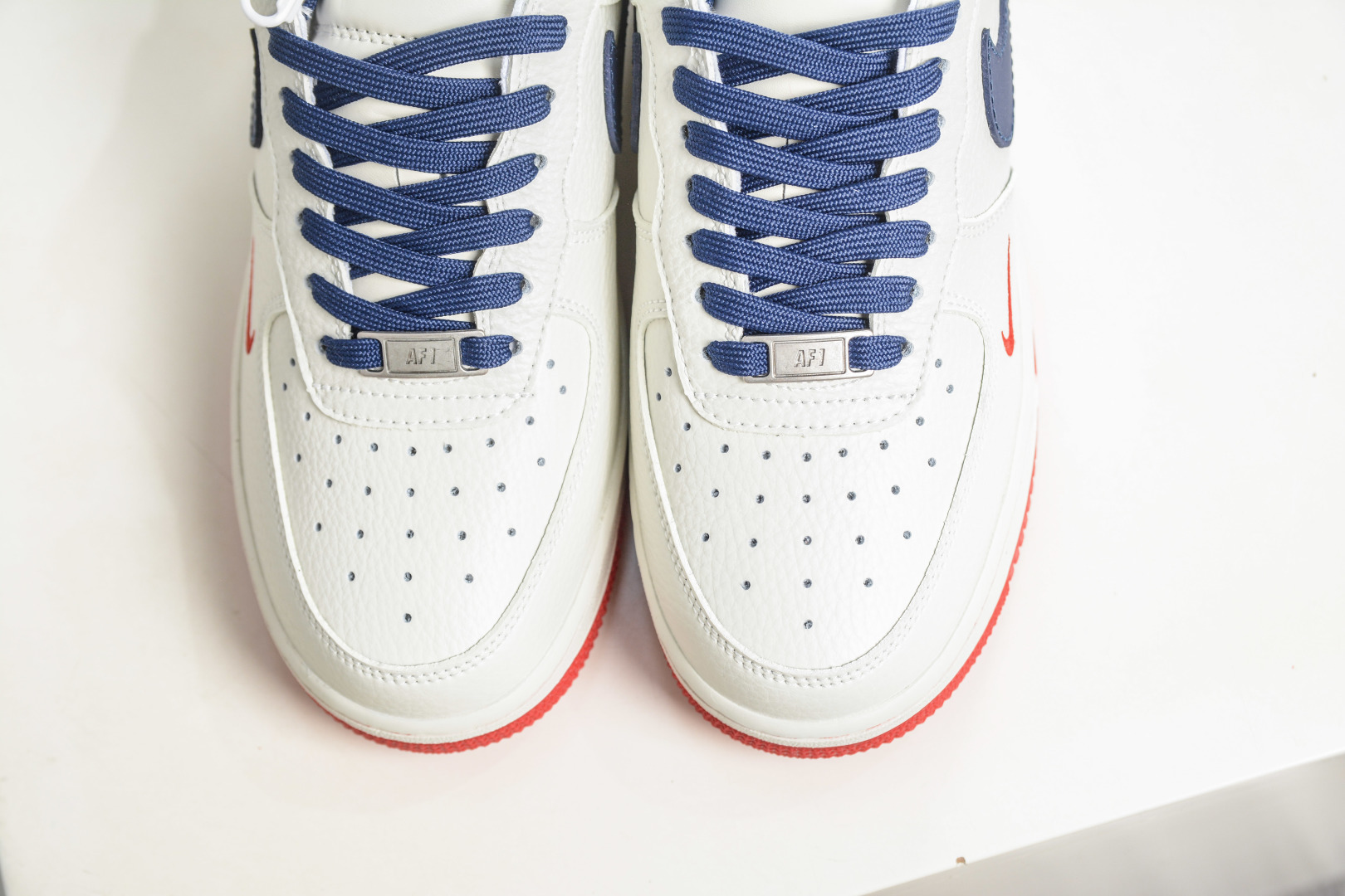 NIke Air Force 1 '07 Low 米白红蓝 NH0601-544 NIke Air Force 1 '07 Low 米白红蓝 NH0601-544
