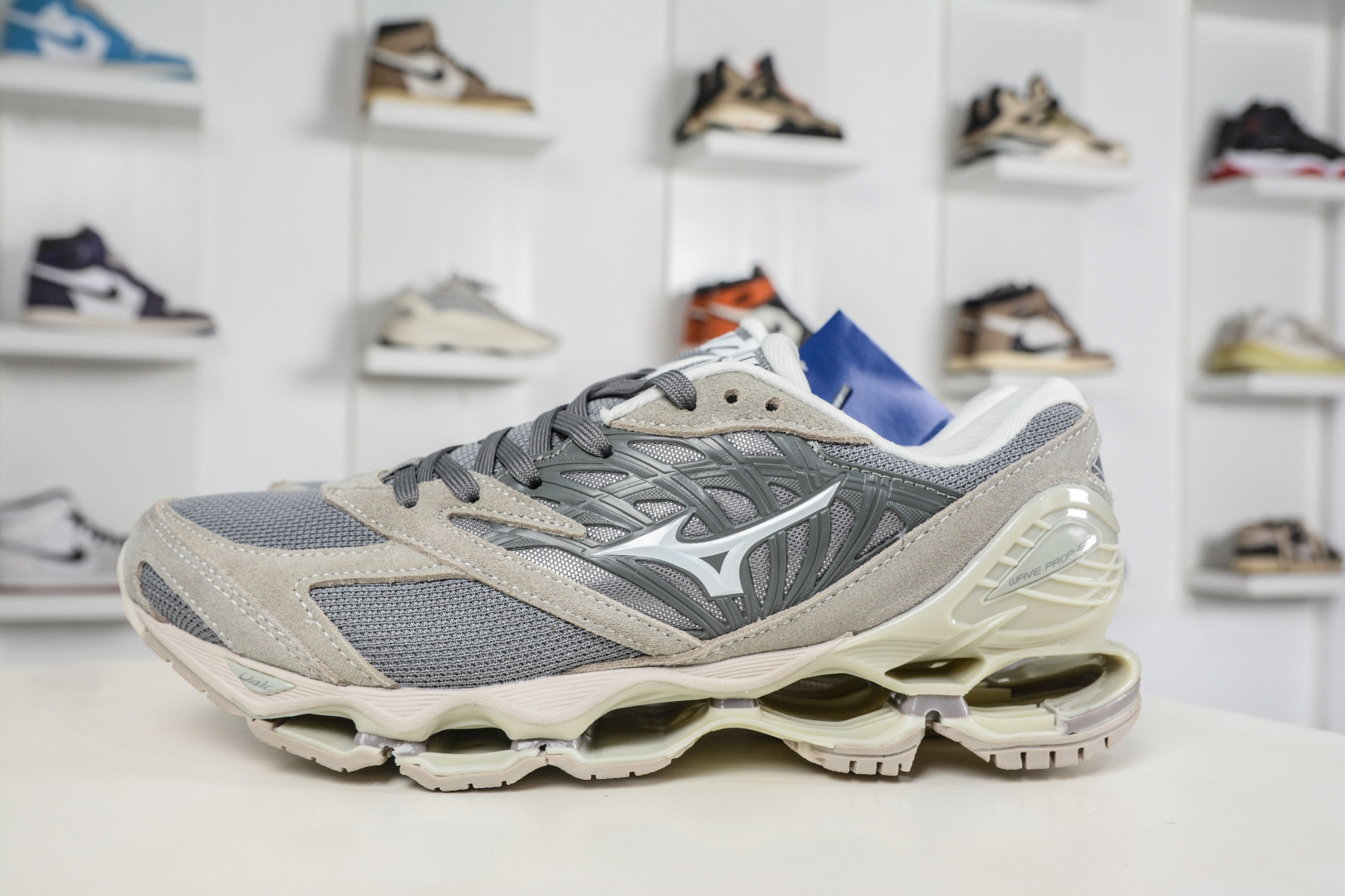 Mizuno 美津侬 WAVE PROPHECY 14S 复古时尚休闲舒适运动跑步鞋 D1GA22 Mizuno 美津侬 WAVE PROPHECY 14S 复古时尚休闲舒适运动跑步鞋 D1GA22