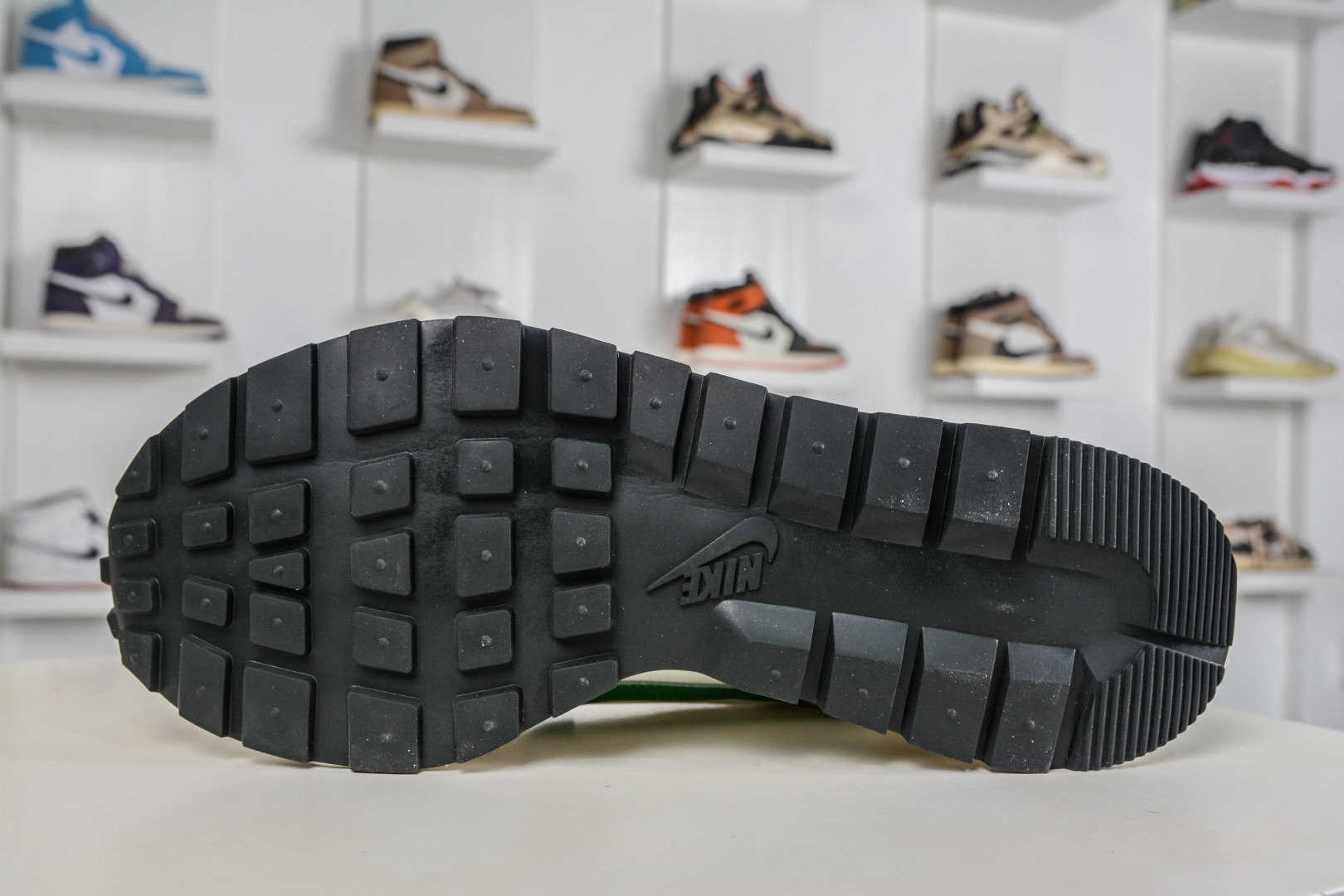 Sacai x Nike VaporWaffle 华夫3.0圆头舒适低帮生活休闲鞋 DD1875-102 Sacai x Nike VaporWaffle 华夫3.0圆头舒适低帮生活休闲鞋 DD1875-102