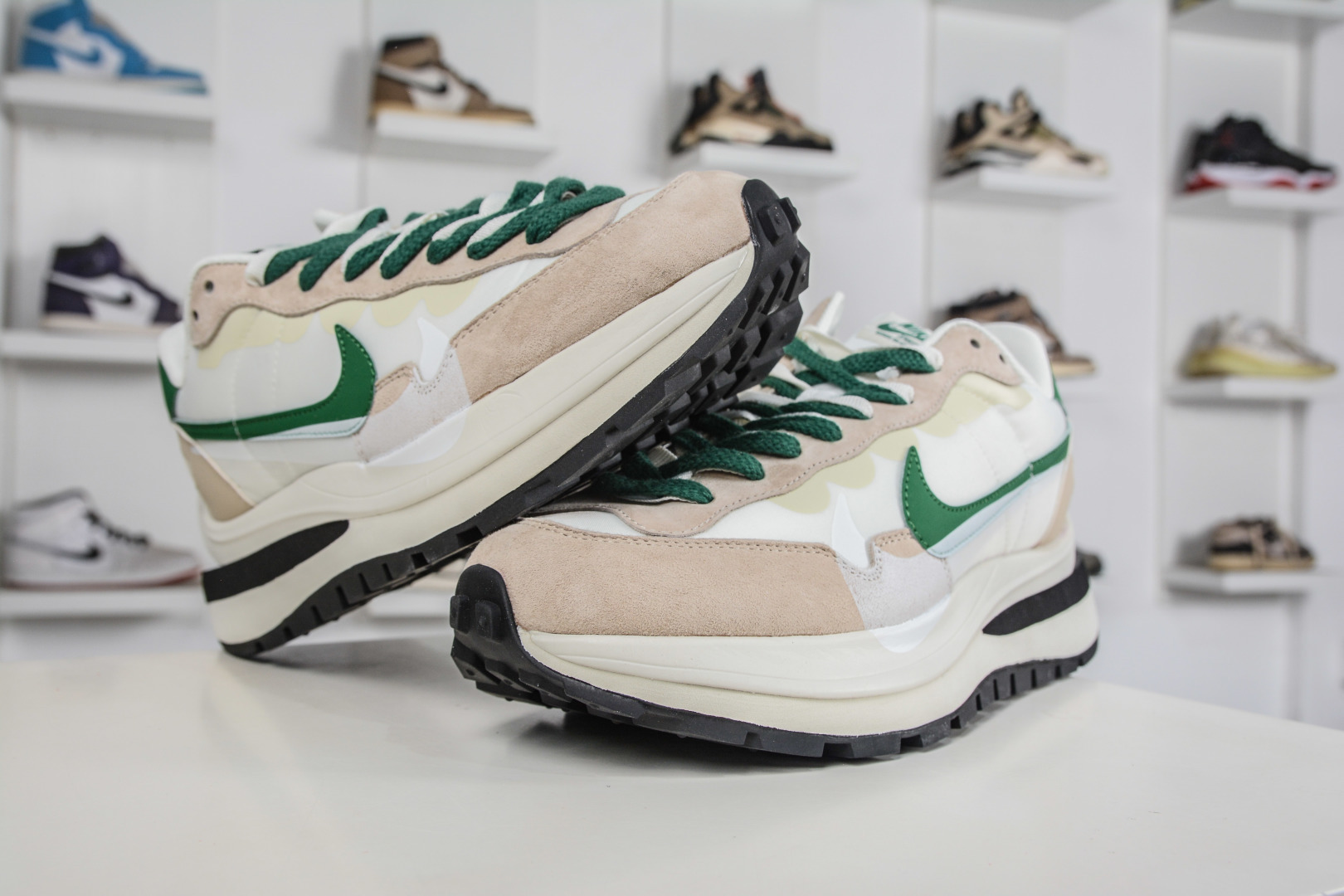 Sacai x Nike VaporWaffle 华夫3.0圆头舒适低帮生活休闲鞋 DD1875-102 Sacai x Nike VaporWaffle 华夫3.0圆头舒适低帮生活休闲鞋 DD1875-102