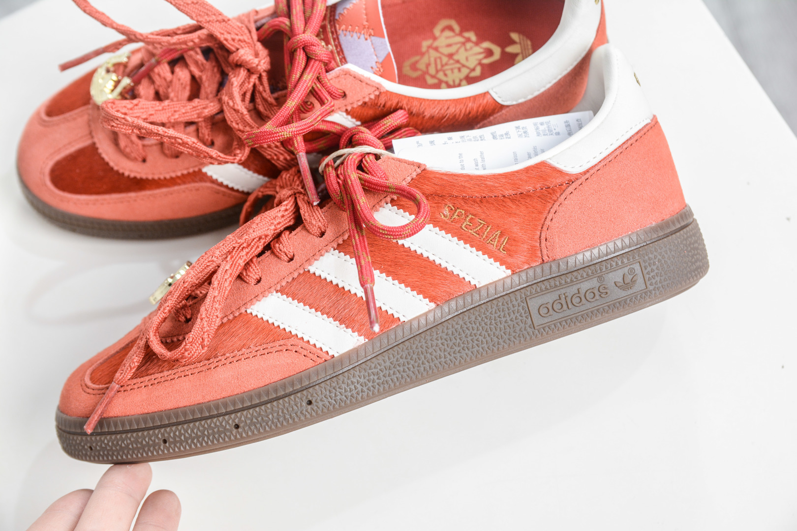 Adidas Handball Spezial 马年限定 CNY新年款 阿迪达斯经典款 复古休闲板鞋 KJ6299