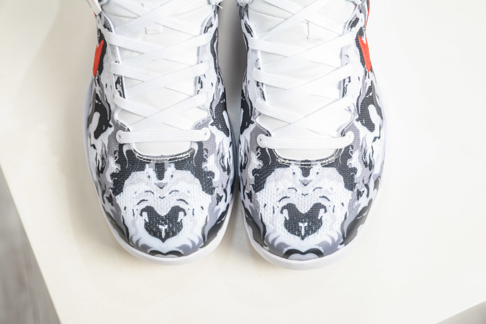 Nike Zoom Kobe VIII 马年限定 CNY新年款 低帮复刻实战运动低帮文化篮球鞋 HF2793-001 Nike Zoom Kobe VIII 马年限定 CNY新年款 低帮复刻实战运动低帮文化篮球鞋 HF2793-001