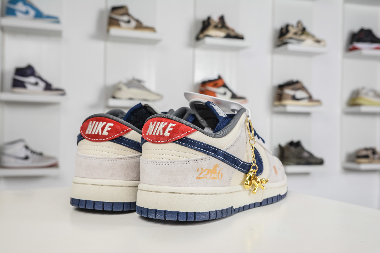 Nike SB Dunk Low 马年限定-米灰蓝 MN1688-112-Top High Quatity Cheap Sneakers Fashion Clothing Clothes Bags handbags Shoes of all Brand wholesale With The best Quality And Beautiful Price from China Factory Chinese suppliers wholesaler seller Nike SB Dunk Low 马年限定-米灰蓝 MN1688-112