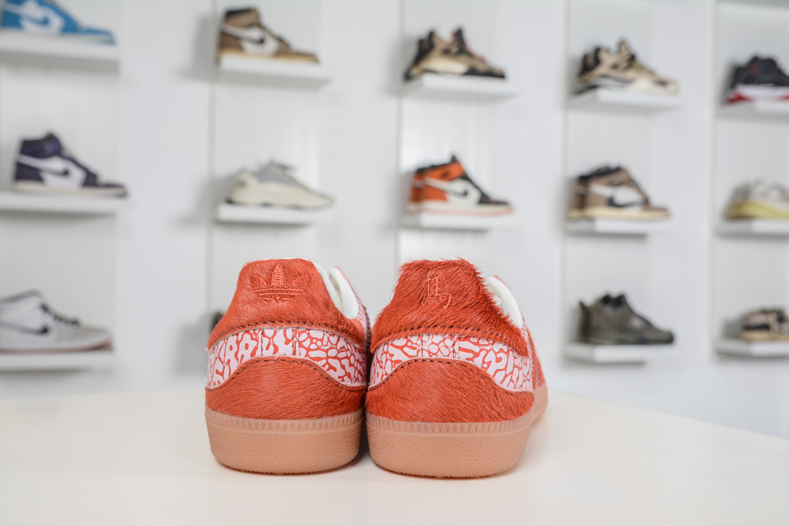 Adidas/阿迪达斯 SAMBA CNY中国马年限定-红爆裂 JR8743-Top High Quatity Cheap Sneakers Fashion Clothing Clothes Bags handbags Shoes of all Brand wholesale With The best Quality And Beautiful Price from China Factory Chinese suppliers wholesaler seller Adidas/阿迪达斯 SAMBA CNY中国马年限定-红爆裂 JR8743