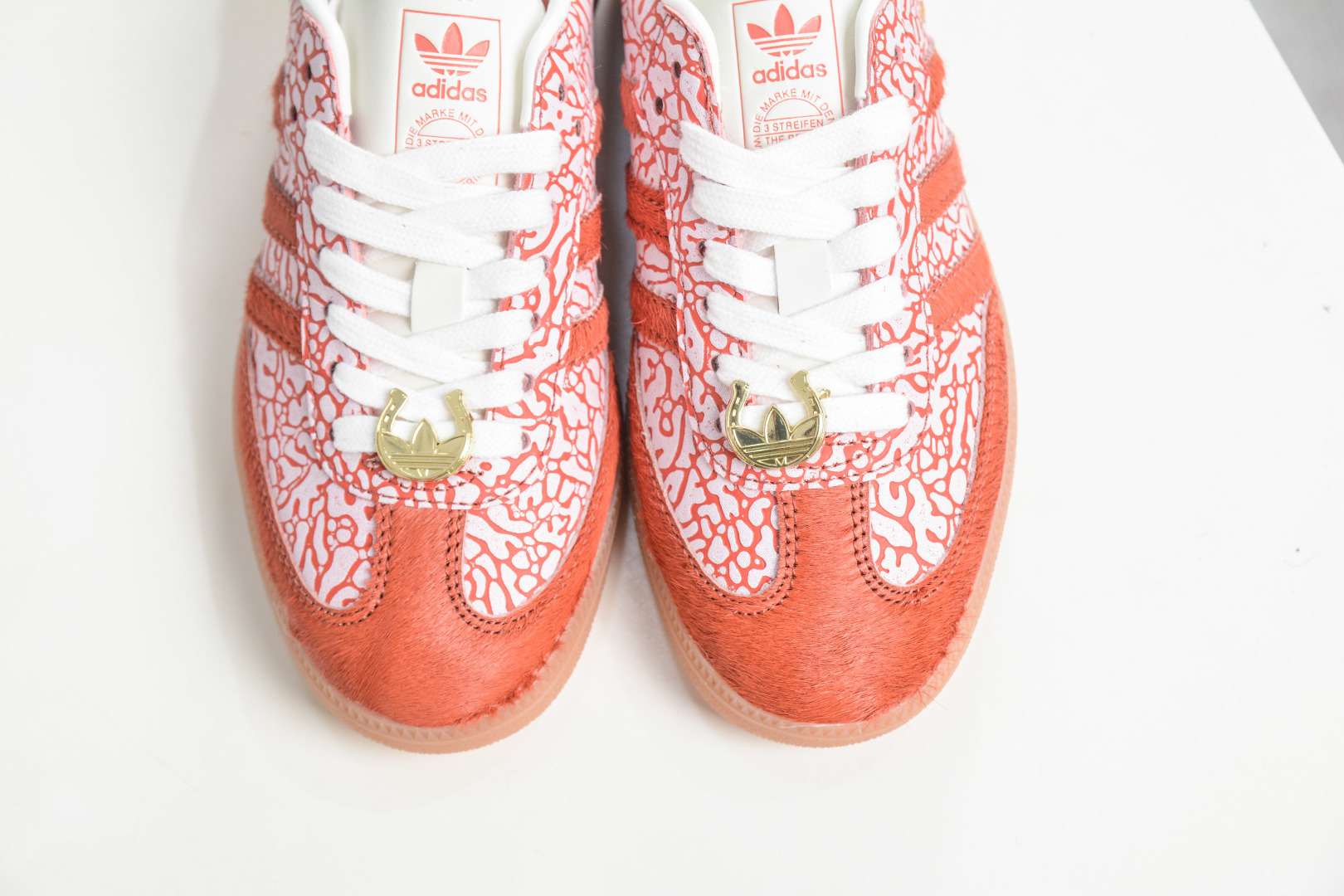Adidas/阿迪达斯 SAMBA CNY中国马年限定-红爆裂 JR8743-Top High Quatity Cheap Sneakers Fashion Clothing Clothes Bags handbags Shoes of all Brand wholesale With The best Quality And Beautiful Price from China Factory Chinese suppliers wholesaler seller Adidas/阿迪达斯 SAMBA CNY中国马年限定-红爆裂 JR8743