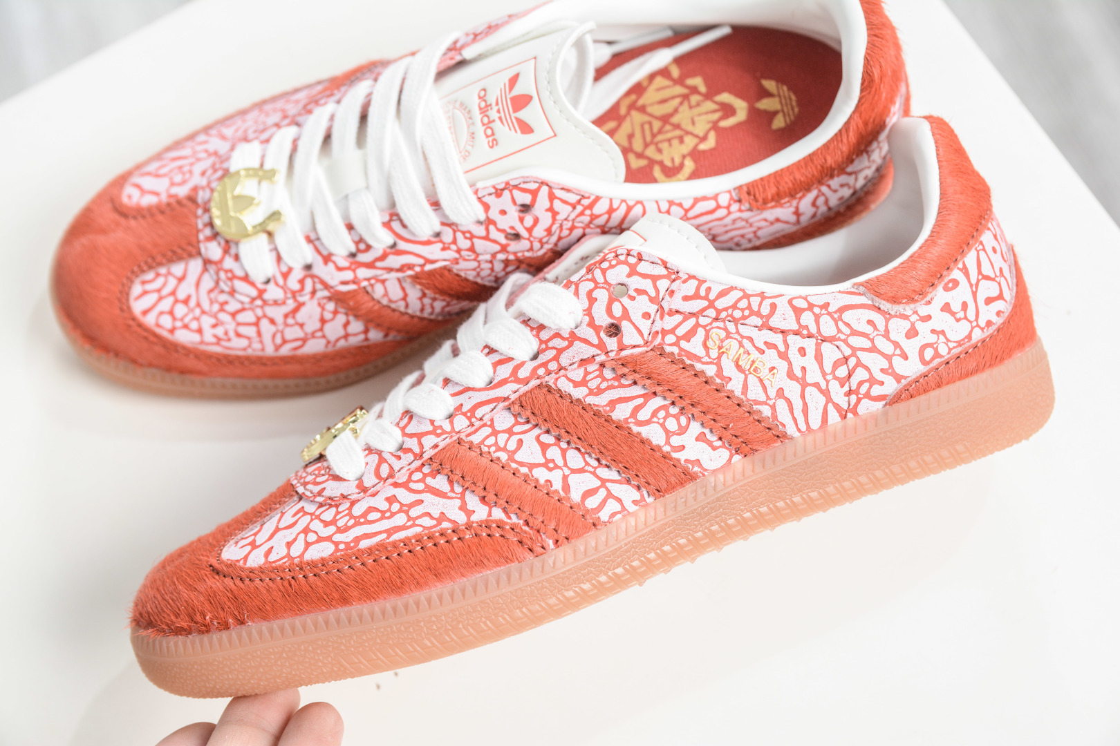 Adidas/阿迪达斯 SAMBA CNY中国马年限定-红爆裂 JR8743-Top High Quatity Cheap Sneakers Fashion Clothing Clothes Bags handbags Shoes of all Brand wholesale With The best Quality And Beautiful Price from China Factory Chinese suppliers wholesaler seller Adidas/阿迪达斯 SAMBA CNY中国马年限定-红爆裂 JR8743