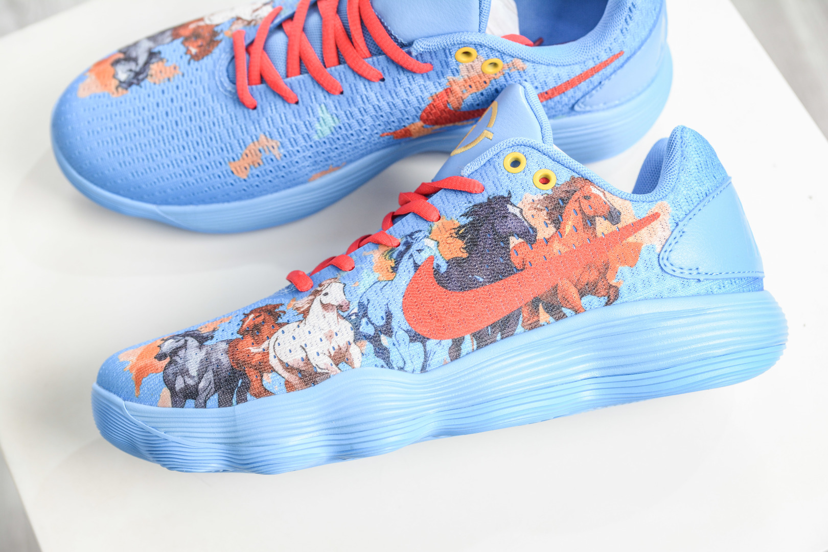 NK React Hyperdunk 2017 Low EP 马年限定 低帮实战篮球鞋 897637-012-Top High Quatity Cheap Sneakers Fashion Clothing Clothes Bags handbags Shoes of all Brand wholesale With The best Quality And Beautiful Price from China Factory Chinese suppliers wholesaler seller NK React Hyperdunk 2017 Low EP 马年限定 低帮实战篮球鞋 897637-012
