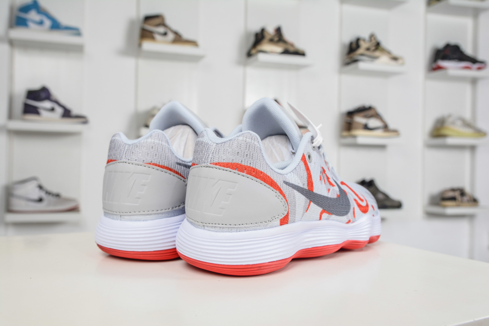 280 NK React Hyperdunk 2017 Low EP 马年限定 低帮实战篮球鞋 897637-011-Chinese UA Cheap High Quatity Brand Clothes Bags handbags Sneakers wholesale wholesaler seller from China Factory suppliers Fashion Clothing Shoes best Quality Beautiful Price 280 NK React Hyperdunk 2017 Low EP 马年限定 低帮实战篮球鞋 897637-011
