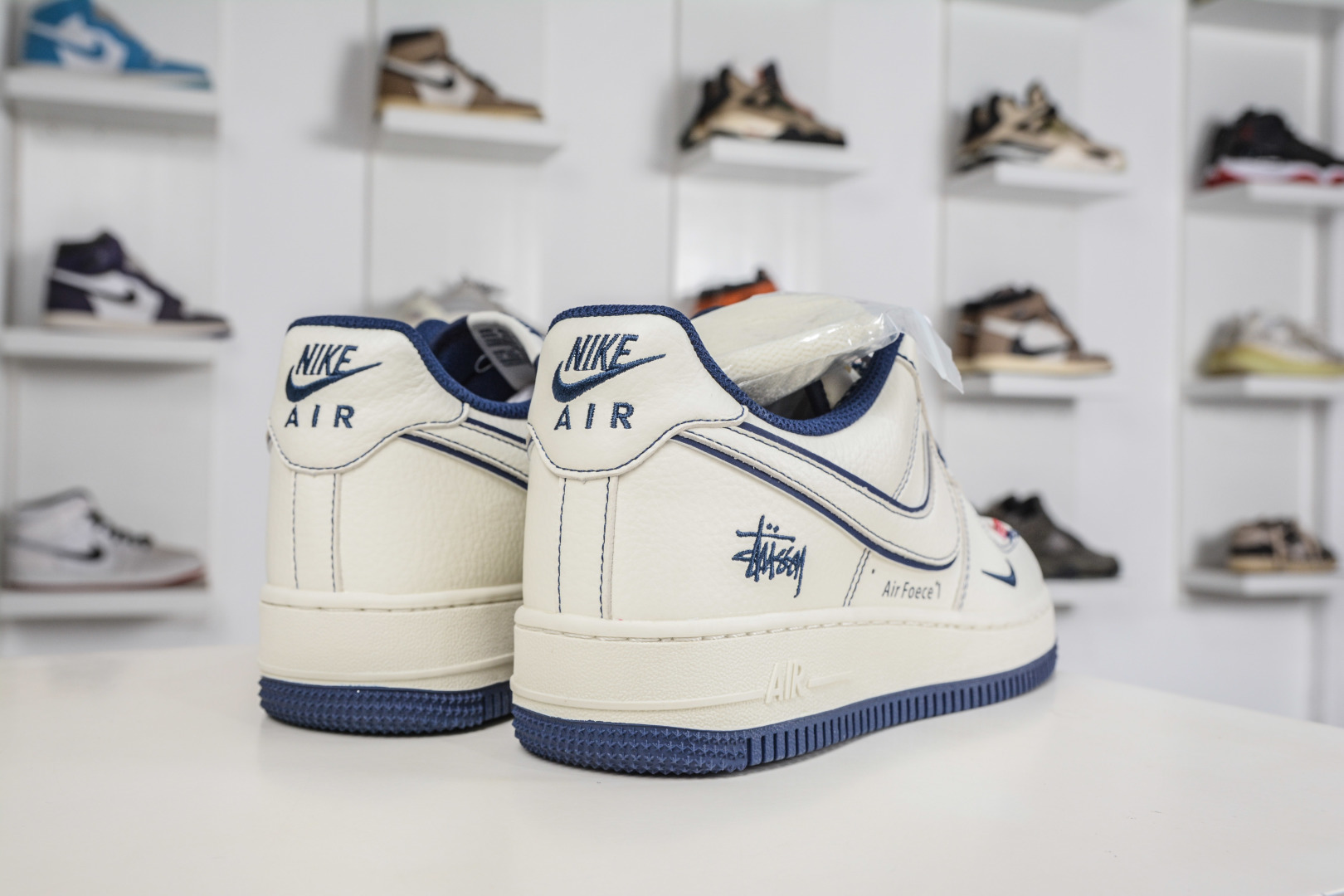 Stussy x NIke Air Force 1 斯图西联名-米白蓝 MN3399-806