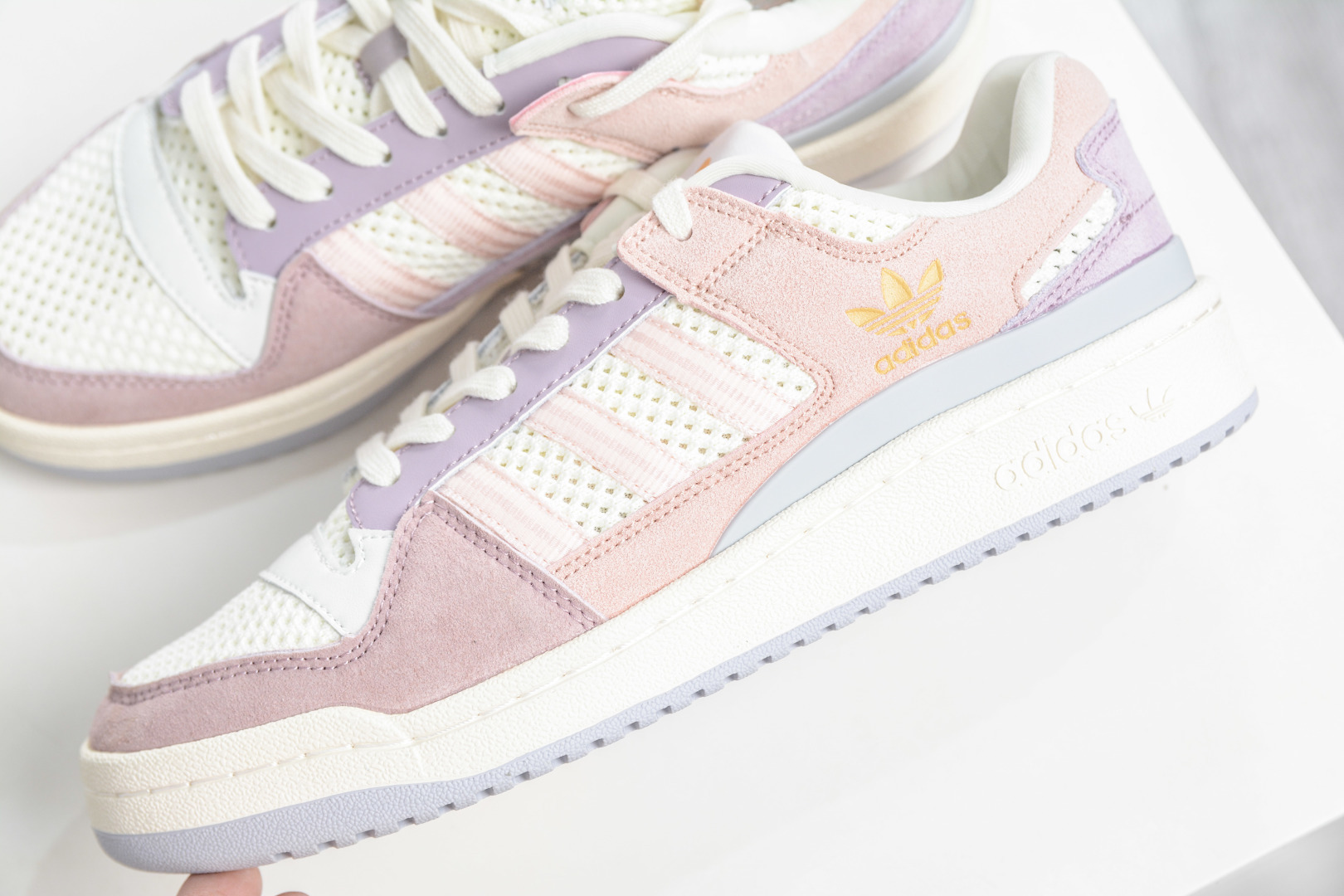 adidas Originals Forum 低帮百搭潮流休闲运动板鞋 JP5891 adidas Originals Forum 低帮百搭潮流休闲运动板鞋 JP5891