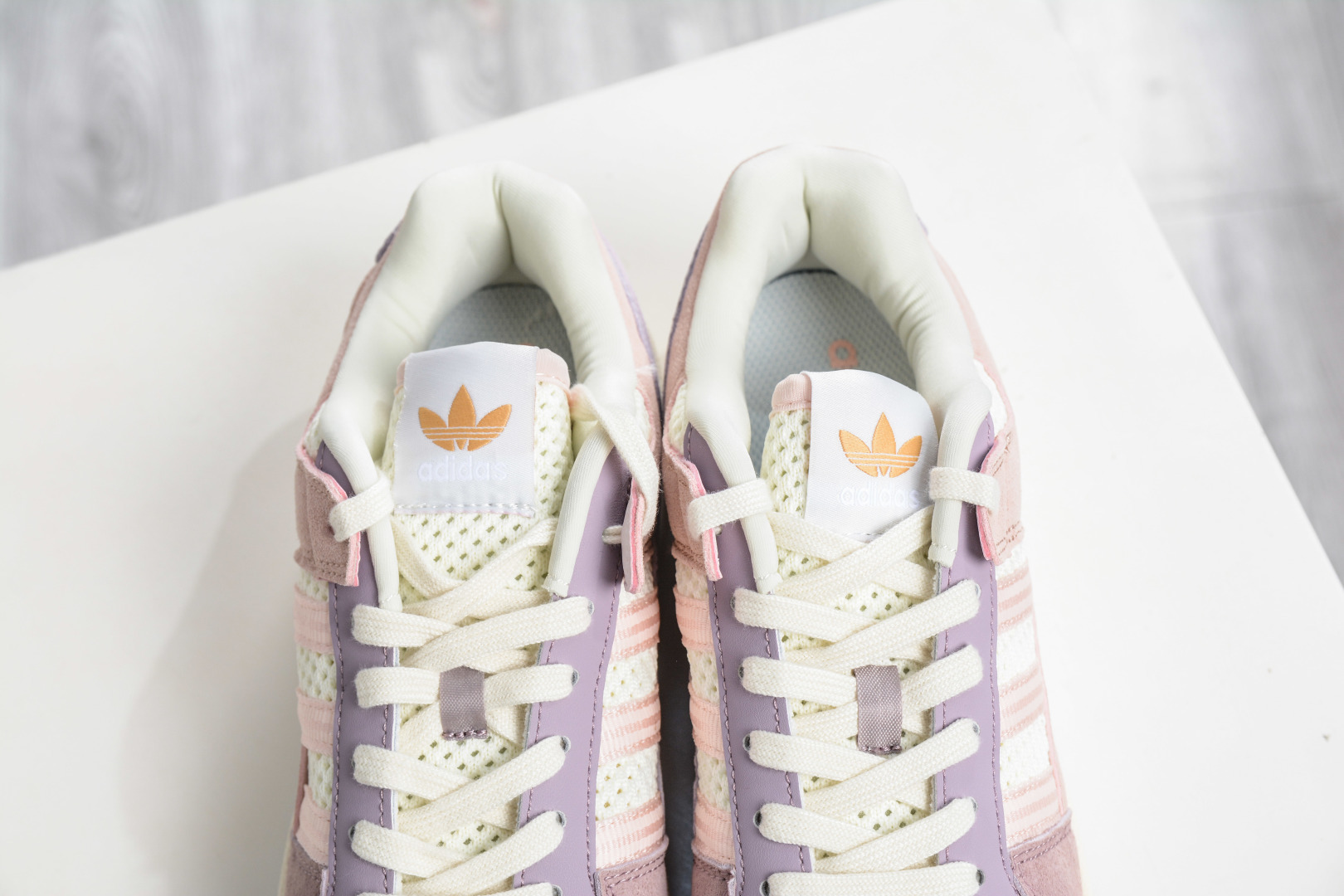 adidas Originals Forum 低帮百搭潮流休闲运动板鞋 JP5891 adidas Originals Forum 低帮百搭潮流休闲运动板鞋 JP5891