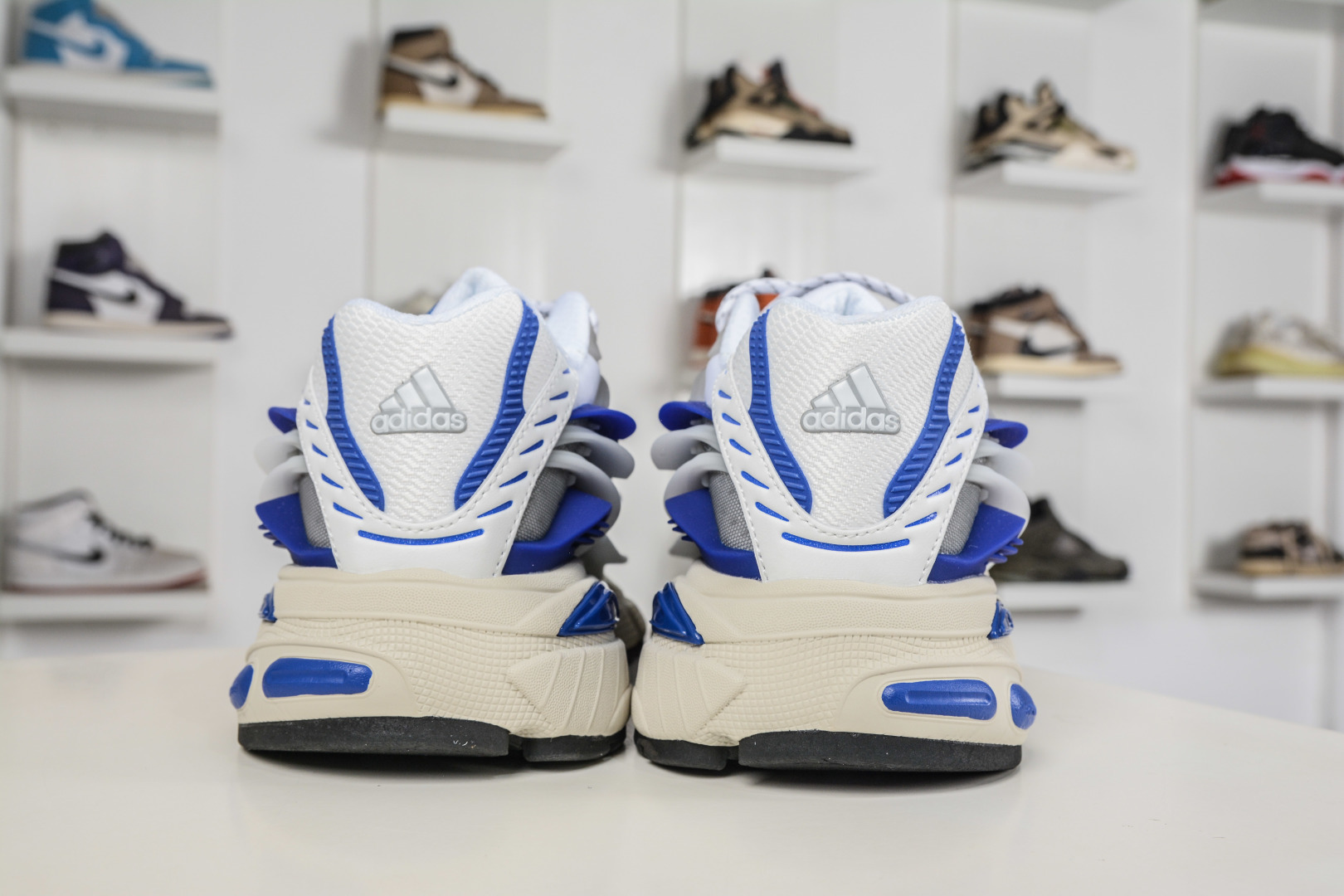 Pharrell Williams x Adidas Virgina AdiJellyfish 阿迪之星水母系列系列低帮老爹风复古透气缓震休闲运动慢跑鞋 JP9263-Top High Quatity Cheap Sneakers Fashion Clothing Clothes Bags handbags Shoes of all Brand wholesale With The best Quality And Beautiful Price from China Factory Chinese suppliers wholesaler seller Pharrell Williams x Adidas Virgina AdiJellyfish 阿迪之星水母系列系列低帮老爹风复古透气缓震休闲运动慢跑鞋 JP9263