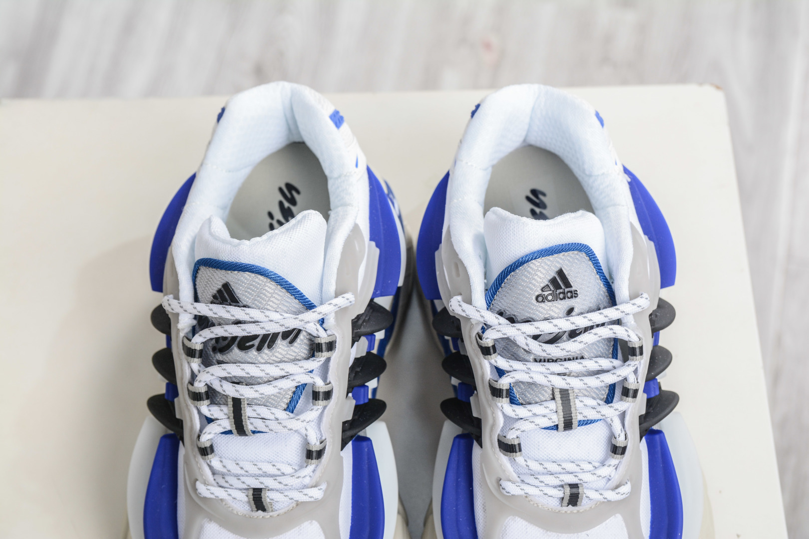Pharrell Williams x Adidas Virgina AdiJellyfish 阿迪之星水母系列系列低帮老爹风复古透气缓震休闲运动慢跑鞋 JP9263-Top High Quatity Cheap Sneakers Fashion Clothing Clothes Bags handbags Shoes of all Brand wholesale With The best Quality And Beautiful Price from China Factory Chinese suppliers wholesaler seller Pharrell Williams x Adidas Virgina AdiJellyfish 阿迪之星水母系列系列低帮老爹风复古透气缓震休闲运动慢跑鞋 JP9263