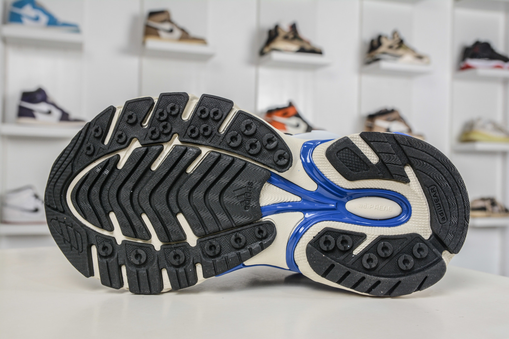Pharrell Williams x Adidas Virgina AdiJellyfish 阿迪之星水母系列系列低帮老爹风复古透气缓震休闲运动慢跑鞋 JP9263-Top High Quatity Cheap Sneakers Fashion Clothing Clothes Bags handbags Shoes of all Brand wholesale With The best Quality And Beautiful Price from China Factory Chinese suppliers wholesaler seller Pharrell Williams x Adidas Virgina AdiJellyfish 阿迪之星水母系列系列低帮老爹风复古透气缓震休闲运动慢跑鞋 JP9263