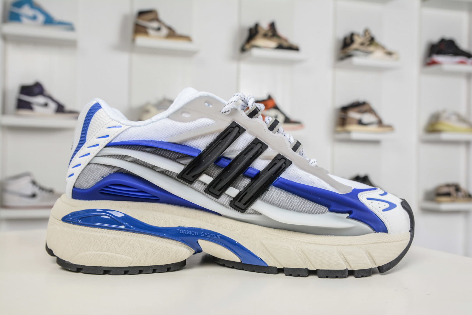 Pharrell Williams x Adidas Virgina AdiJellyfish 阿迪之星水母系列系列低帮老爹风复古透气缓震休闲运动慢跑鞋 JP9263-Top High Quatity Cheap Sneakers Fashion Clothing Clothes Bags handbags Shoes of all Brand wholesale With The best Quality And Beautiful Price from China Factory Chinese suppliers wholesaler seller Pharrell Williams x Adidas Virgina AdiJellyfish 阿迪之星水母系列系列低帮老爹风复古透气缓震休闲运动慢跑鞋 JP9263