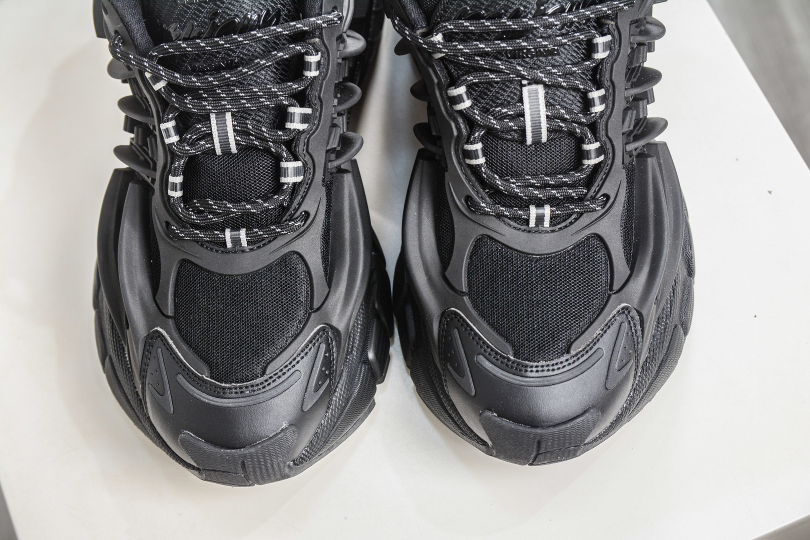 Pharrell Williams x Adidas Virgina AdiJellyfish 阿迪之星水母系列系列低帮老爹风复古透气缓震休闲运动慢跑鞋 JP6759 Pharrell Williams x Adidas Virgina AdiJellyfish 阿迪之星水母系列系列低帮老爹风复古透气缓震休闲运动慢跑鞋 JP6759