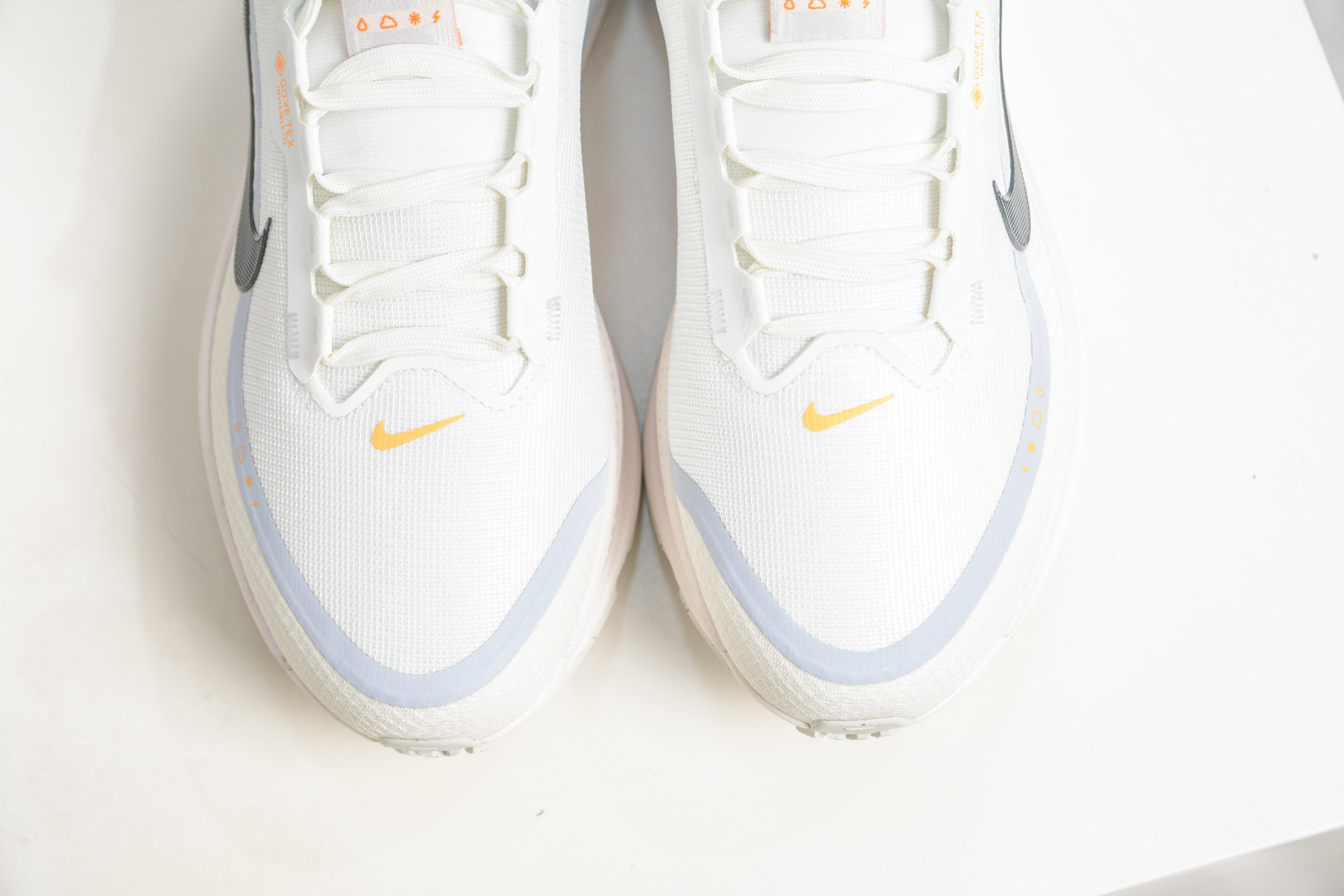 Nike Air Zoom Vomero 18 GTX 全新科技提前原鞋开发 HQ7002-100