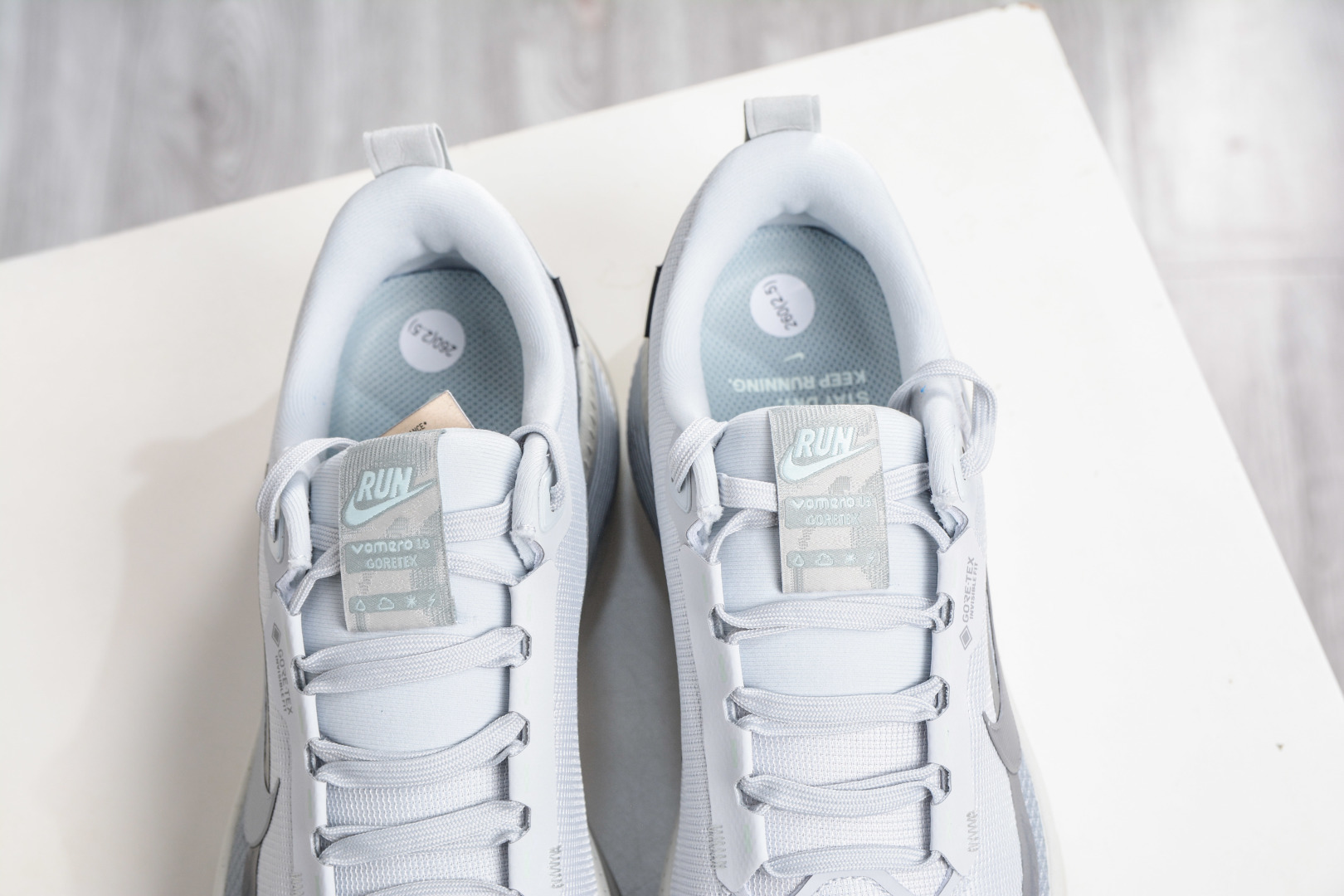Nike Air Zoom Vomero 18 GTX 全新科技提前原鞋开发 HQ7001-003 Nike Air Zoom Vomero 18 GTX 全新科技提前原鞋开发 HQ7001-003