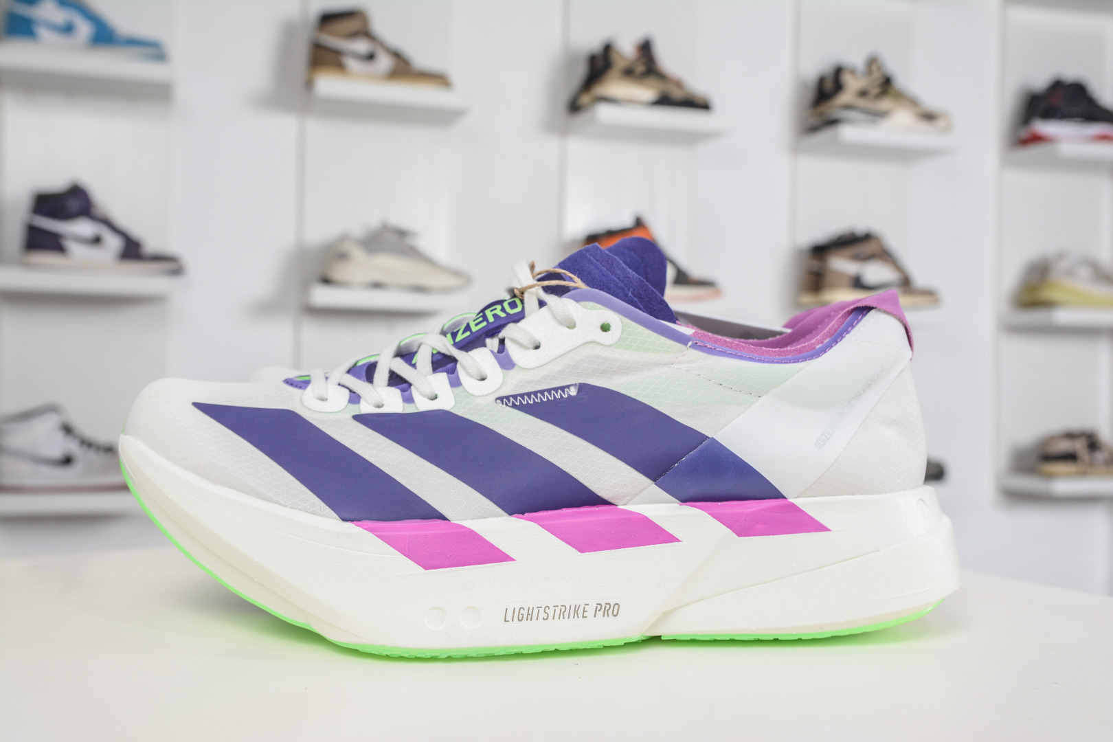 adidas Adizero Adios Pro 4 阿迪达斯马拉松跑步鞋 JR1656 adidas Adizero Adios Pro 4 阿迪达斯马拉松跑步鞋 JR1656