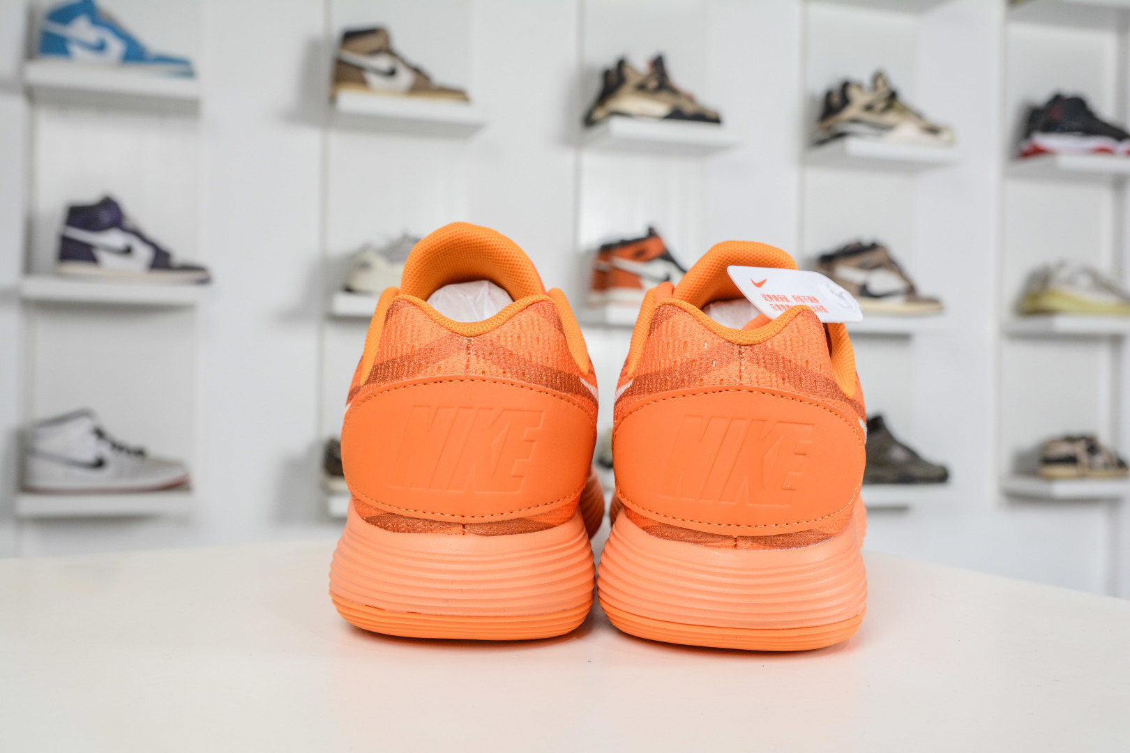 NK React Hyperdunk 2017 Low EP 马年限定 低帮实战篮球鞋 897637-009-Top High Quatity Cheap Sneakers Fashion Clothing Clothes Bags handbags Shoes of all Brand wholesale With The best Quality And Beautiful Price from China Factory Chinese suppliers wholesaler seller NK React Hyperdunk 2017 Low EP 马年限定 低帮实战篮球鞋 897637-009