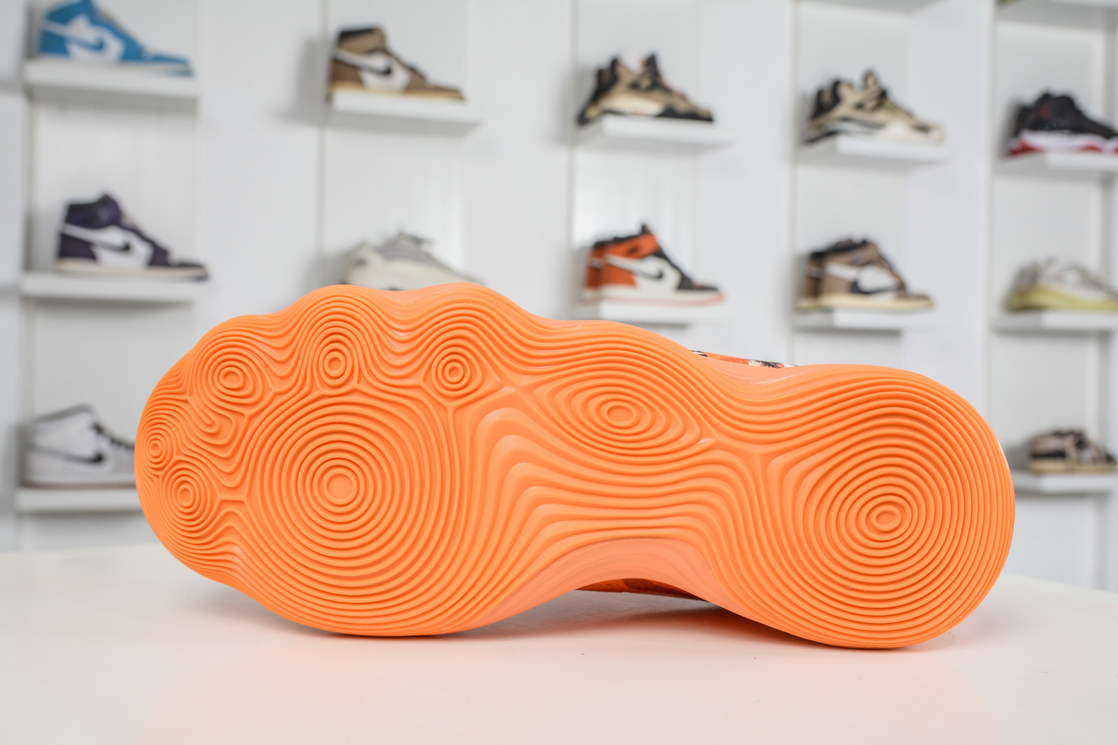 NK React Hyperdunk 2017 Low EP 马年限定 低帮实战篮球鞋 897637-009-Top High Quatity Cheap Sneakers Fashion Clothing Clothes Bags handbags Shoes of all Brand wholesale With The best Quality And Beautiful Price from China Factory Chinese suppliers wholesaler seller NK React Hyperdunk 2017 Low EP 马年限定 低帮实战篮球鞋 897637-009