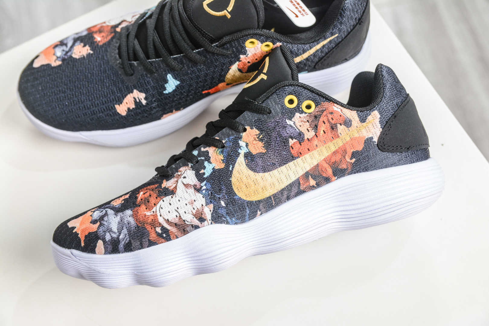 NK React Hyperdunk 2017 Low EP 马年限定 低帮实战篮球鞋 897637-010-Top High Quatity Cheap Sneakers Fashion Clothing Clothes Bags handbags Shoes of all Brand wholesale With The best Quality And Beautiful Price from China Factory Chinese suppliers wholesaler seller NK React Hyperdunk 2017 Low EP 马年限定 低帮实战篮球鞋 897637-010