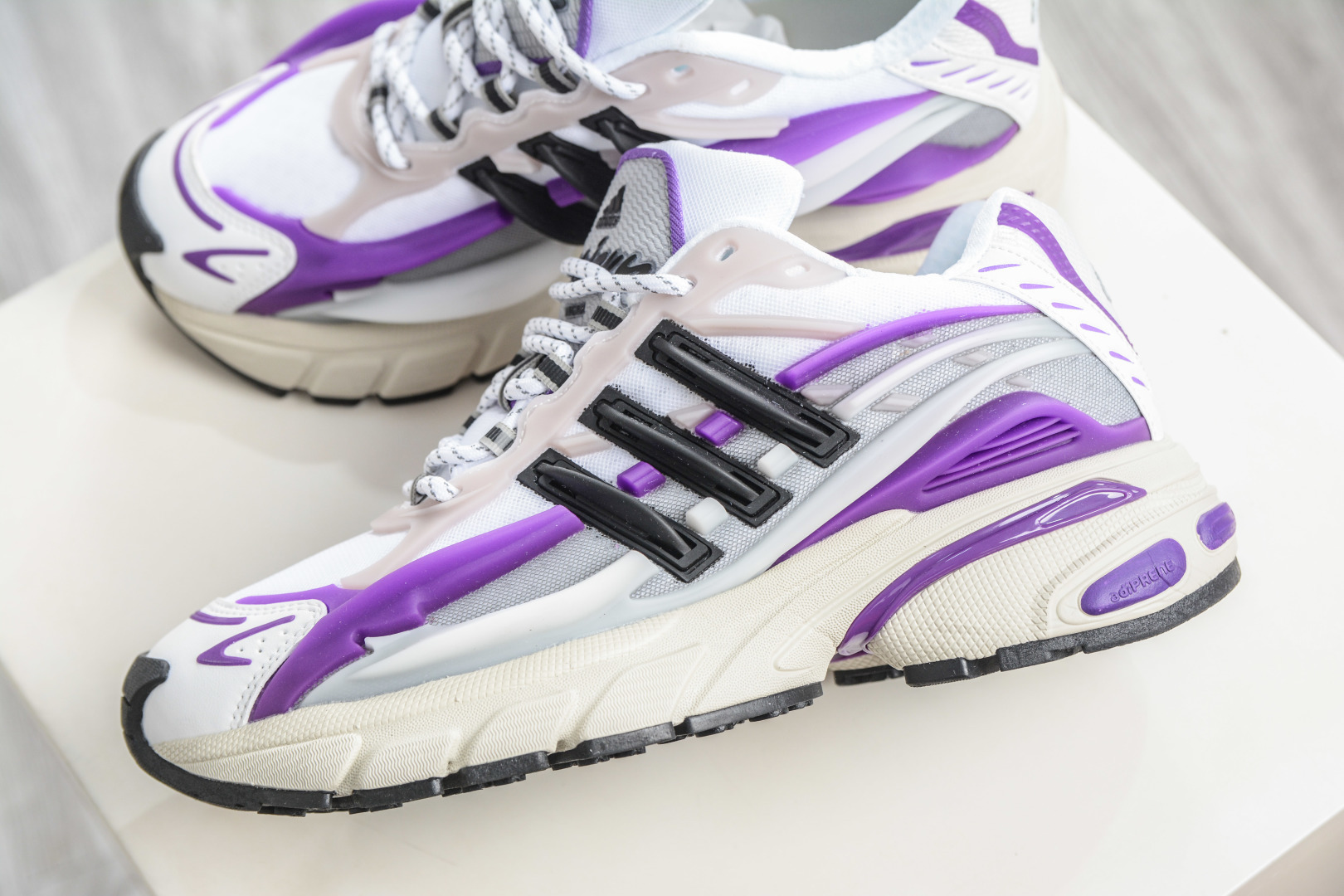 200 Pharrell Williams x Adidas Virgina AdiJellyfish 阿迪之星水母系列系列低帮老爹风复古透气缓震休闲运动慢跑鞋 JP9268-Chinese UA Cheap High Quatity Brand Clothes Bags handbags Sneakers wholesale wholesaler seller from China Factory suppliers Fashion Clothing Shoes best Quality Beautiful Price 200 Pharrell Williams x Adidas Virgina AdiJellyfish 阿迪之星水母系列系列低帮老爹风复古透气缓震休闲运动慢跑鞋 JP9268