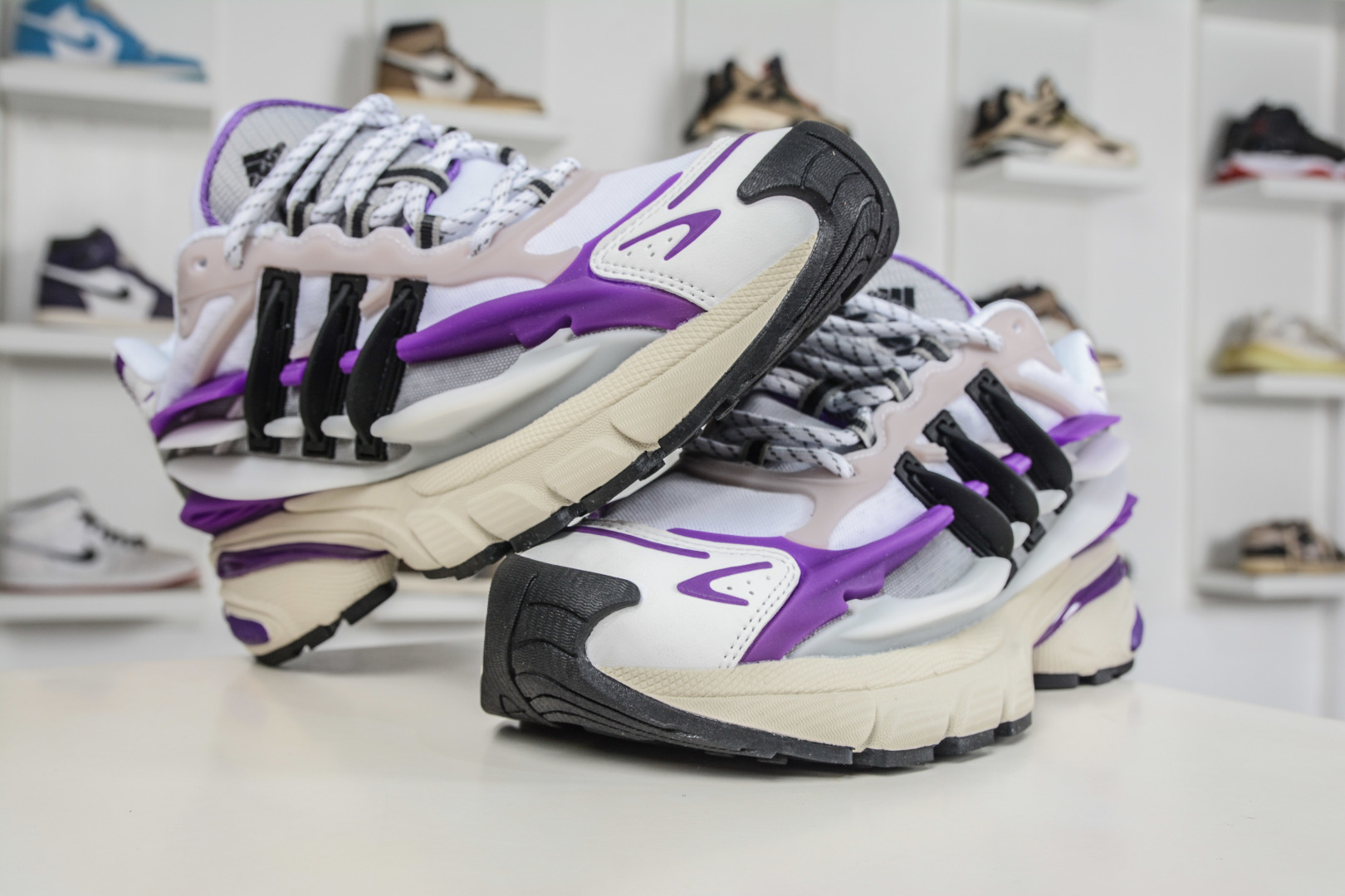 200 Pharrell Williams x Adidas Virgina AdiJellyfish 阿迪之星水母系列系列低帮老爹风复古透气缓震休闲运动慢跑鞋 JP9268-Chinese UA Cheap High Quatity Brand Clothes Bags handbags Sneakers wholesale wholesaler seller from China Factory suppliers Fashion Clothing Shoes best Quality Beautiful Price 200 Pharrell Williams x Adidas Virgina AdiJellyfish 阿迪之星水母系列系列低帮老爹风复古透气缓震休闲运动慢跑鞋 JP9268