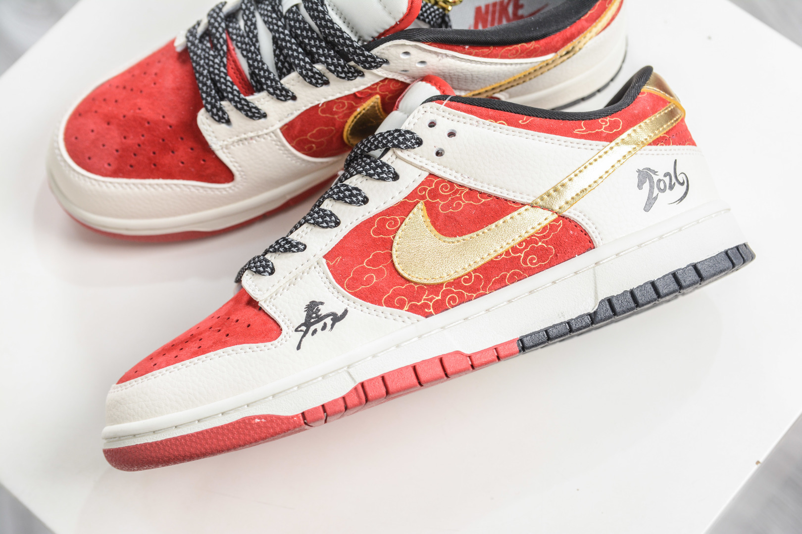Nike SB Dunk Low 丙午马年限定-奔腾骏马 MN1688-115