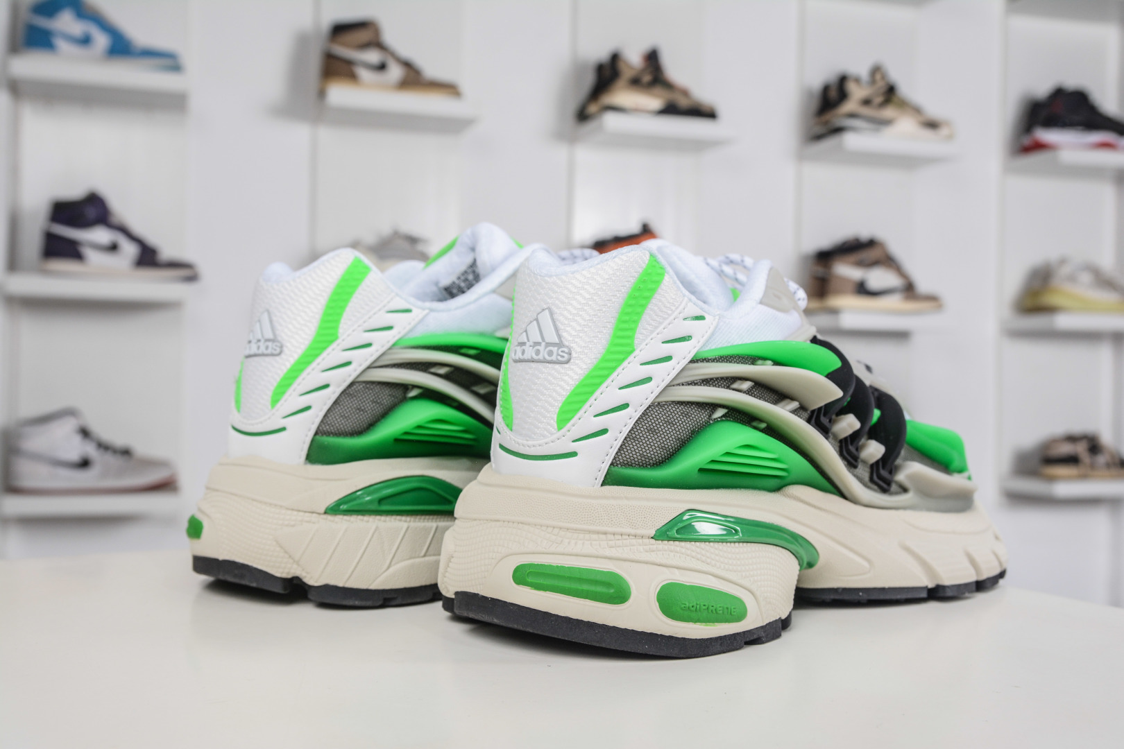 200 Pharrell Williams x Adidas Virgina AdiJellyfish 阿迪之星水母系列系列低帮老爹风复古透气缓震休闲运动慢跑鞋 JP9260-Chinese UA Cheap High Quatity Brand Clothes Bags handbags Sneakers wholesale wholesaler seller from China Factory suppliers Fashion Clothing Shoes best Quality Beautiful Price 200 Pharrell Williams x Adidas Virgina AdiJellyfish 阿迪之星水母系列系列低帮老爹风复古透气缓震休闲运动慢跑鞋 JP9260