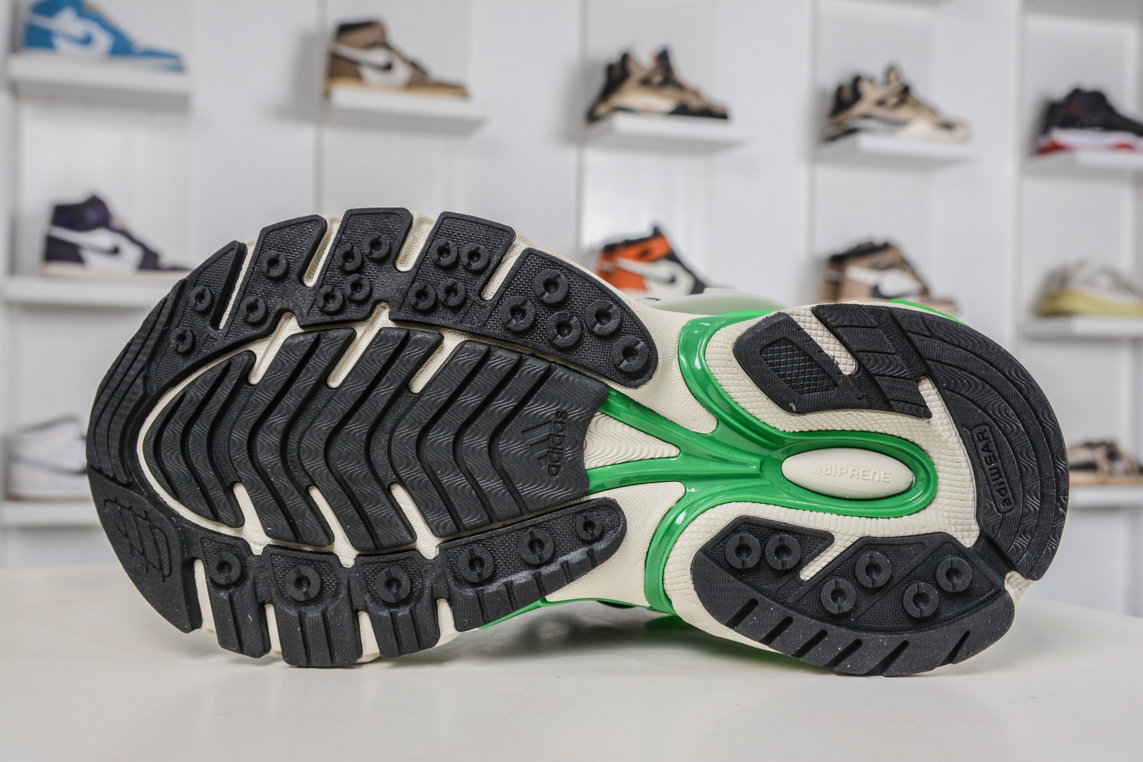 200 Pharrell Williams x Adidas Virgina AdiJellyfish 阿迪之星水母系列系列低帮老爹风复古透气缓震休闲运动慢跑鞋 JP9260-Chinese UA Cheap High Quatity Brand Clothes Bags handbags Sneakers wholesale wholesaler seller from China Factory suppliers Fashion Clothing Shoes best Quality Beautiful Price 200 Pharrell Williams x Adidas Virgina AdiJellyfish 阿迪之星水母系列系列低帮老爹风复古透气缓震休闲运动慢跑鞋 JP9260