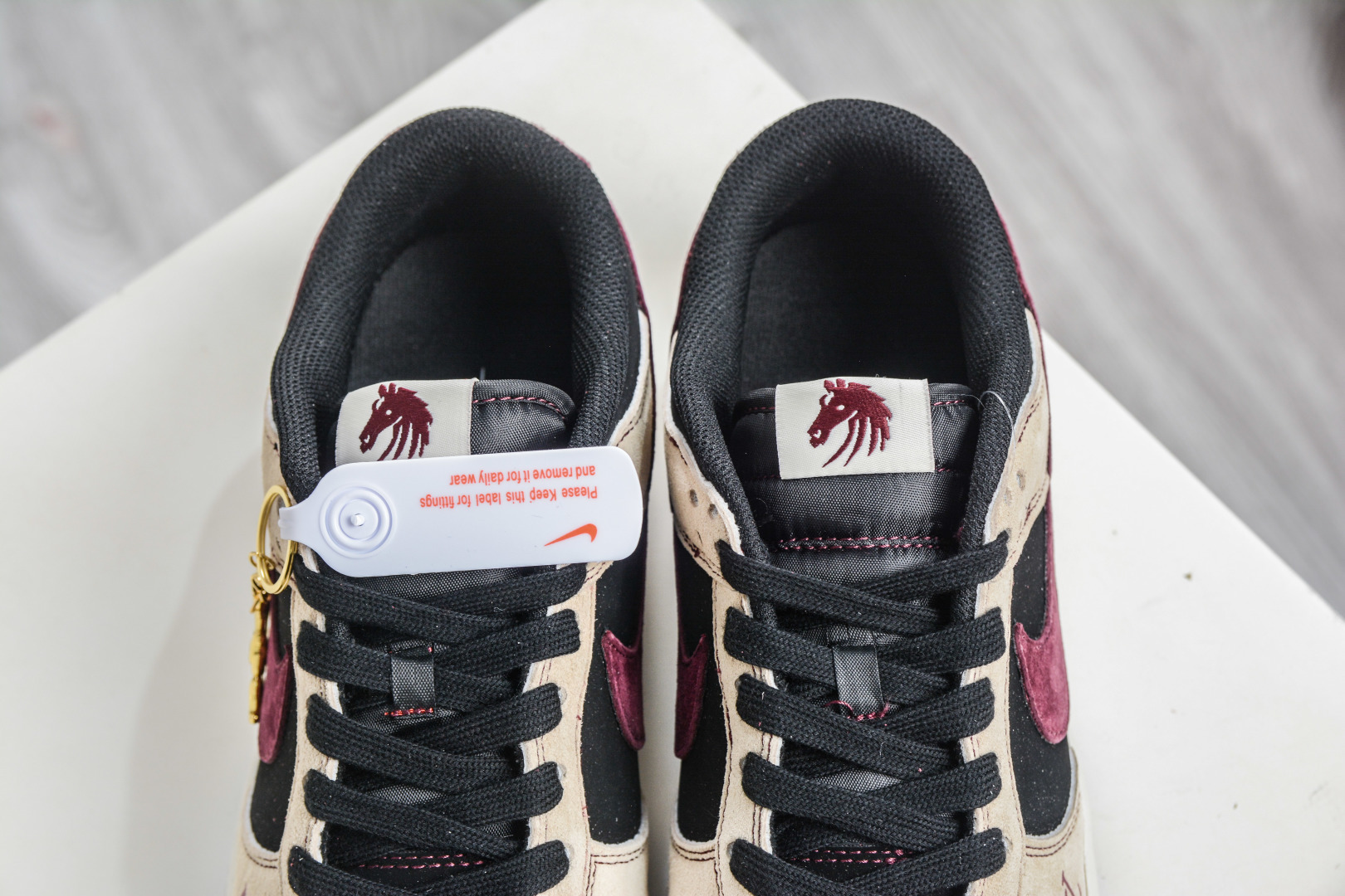 Nike SB Dunk Low x Louis Vuitton LV马年限定联名-沙墨玫紫 SG6688-008 Nike SB Dunk Low x Louis Vuitton LV马年限定联名-沙墨玫紫 SG6688-008