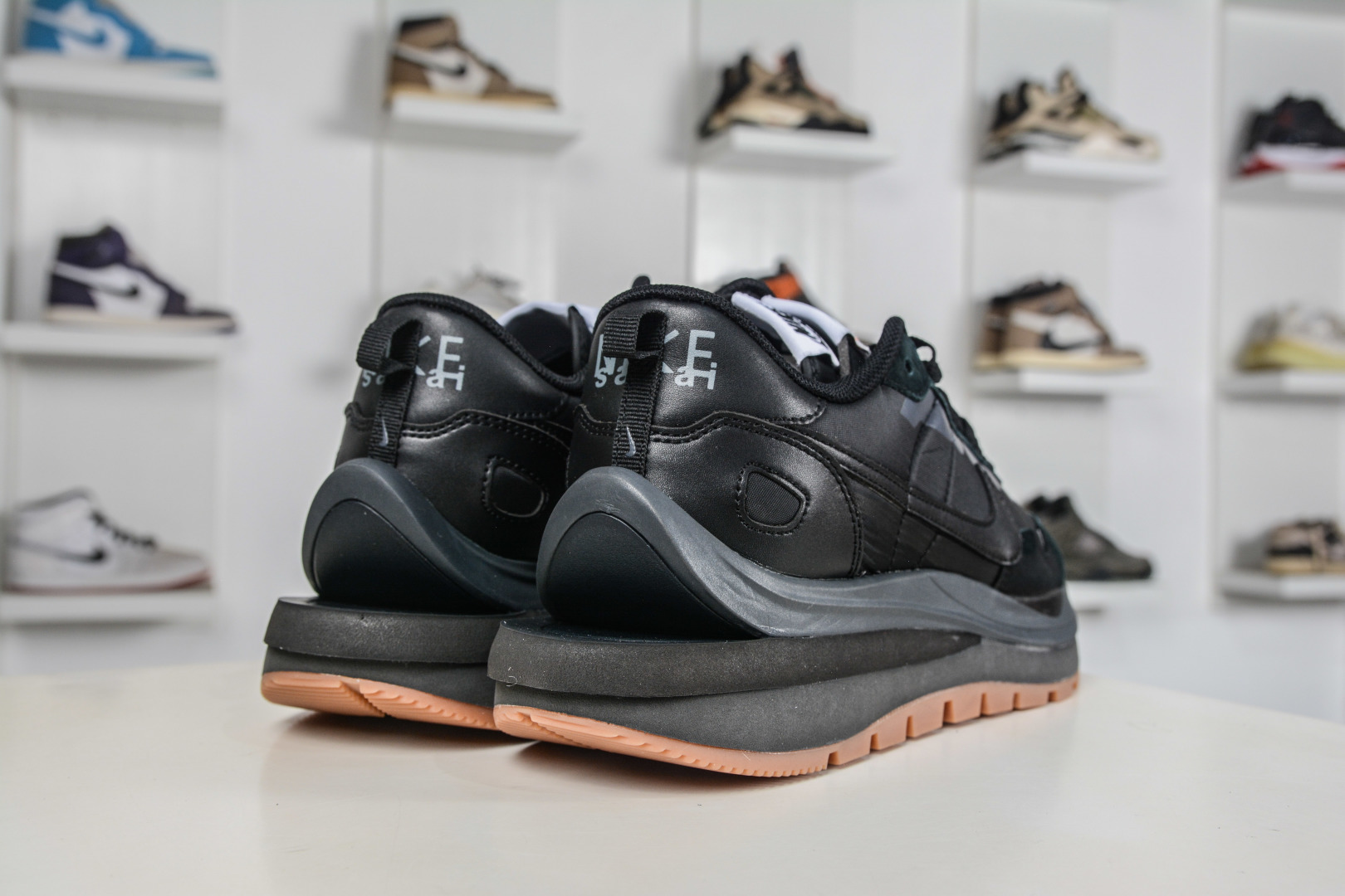 Sacai x Nike VaporWaffle 华夫3.0圆头舒适低帮生活休闲鞋 DD1875-001